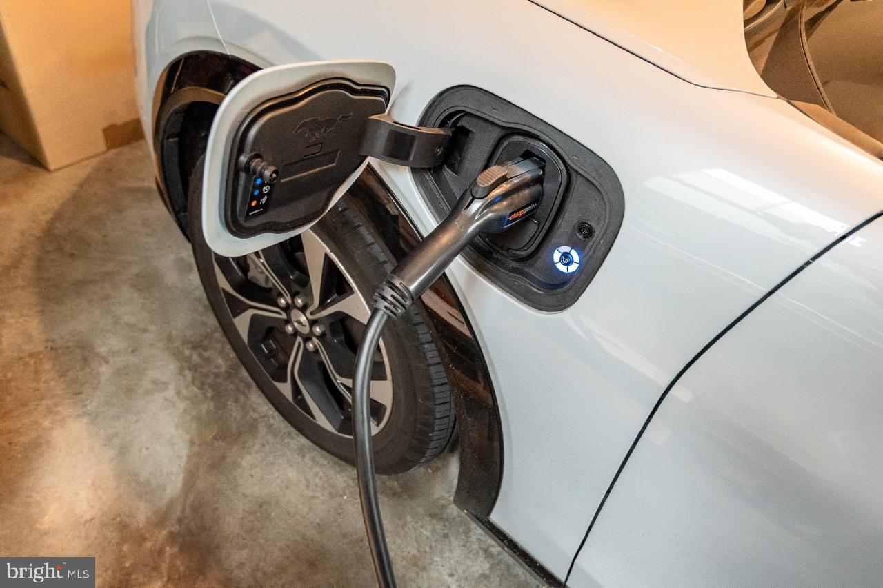 WEST CHEVY CHASE HEIGHTS - Residential