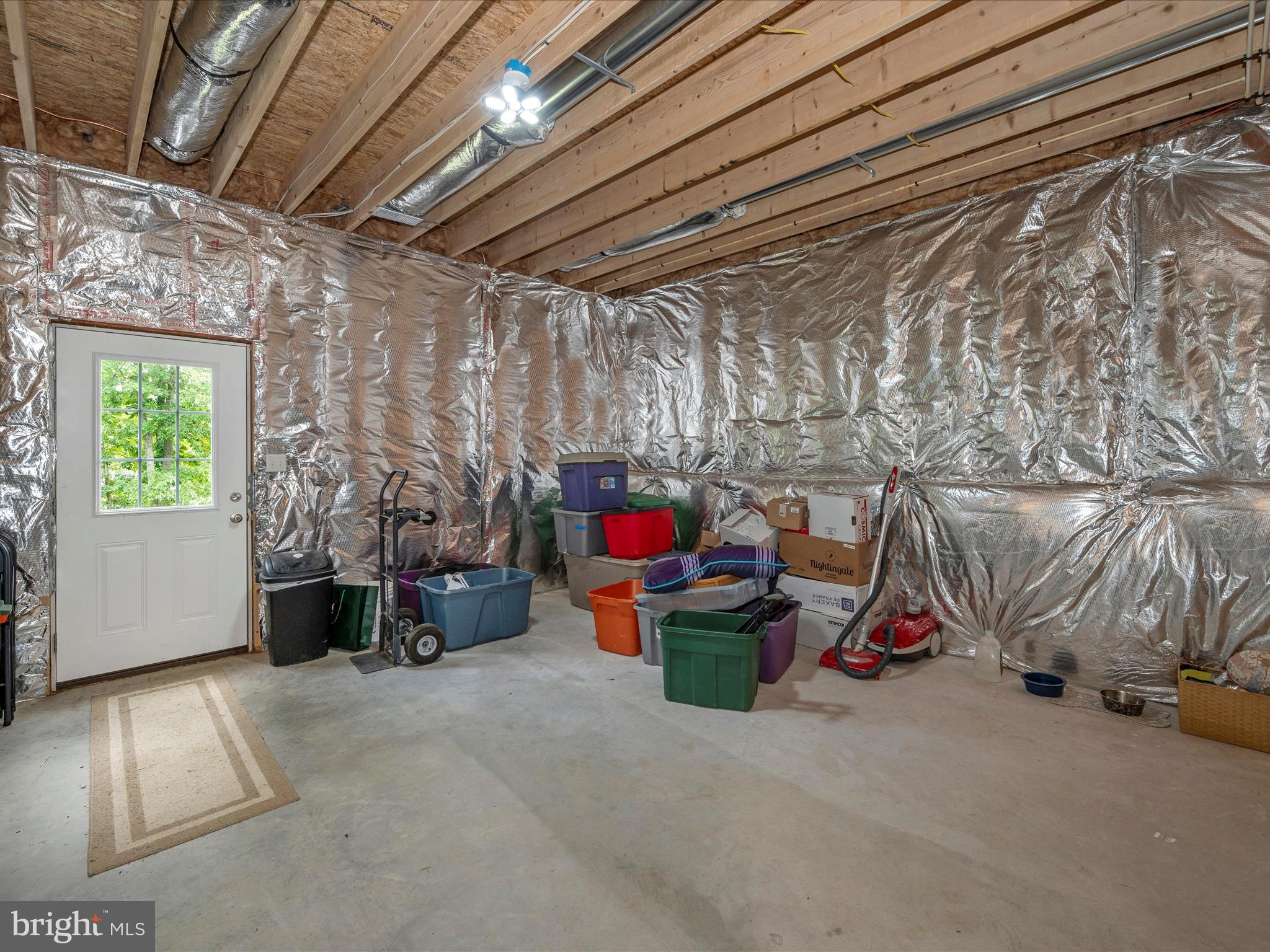 MIDDLE CREEK MANOR - Residential