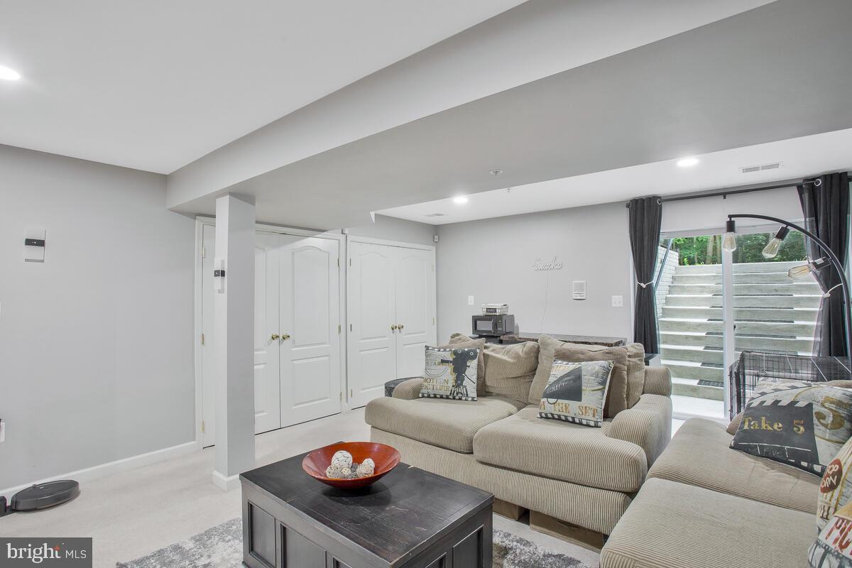 MCKENDREE - Residential