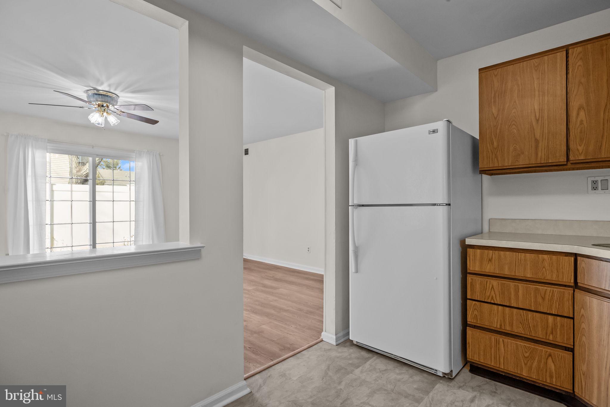 VILLAGE SHIRES - Residential