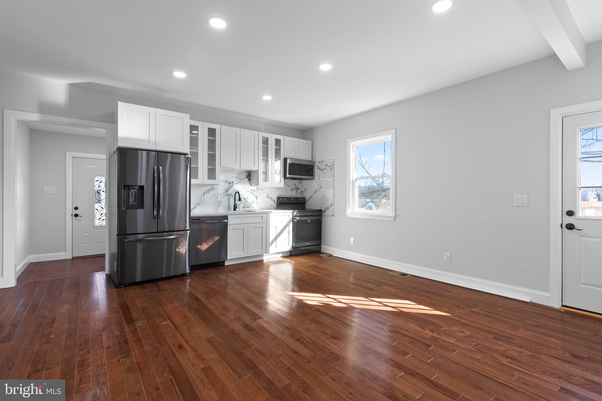 FUNKHOUSERS ADDN - Residential