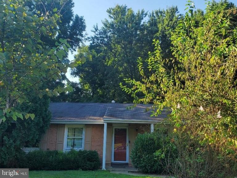 EASTOVER KNOLLS - Residential