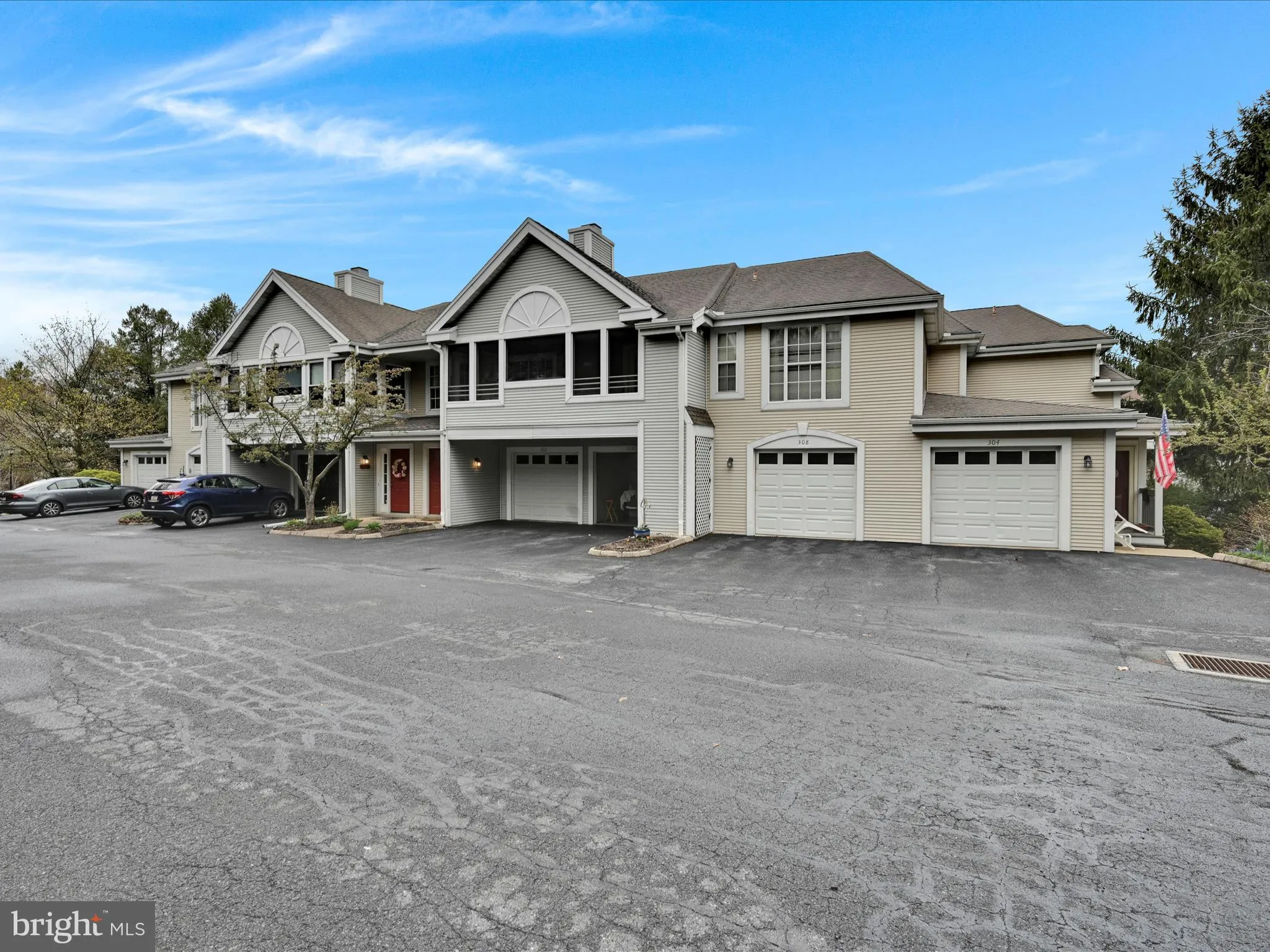 Lancaster, Pennsylvania 17601, United States, 2 Bedrooms Bedrooms, ,2 BathroomsBathrooms,Residential,Pending,101283