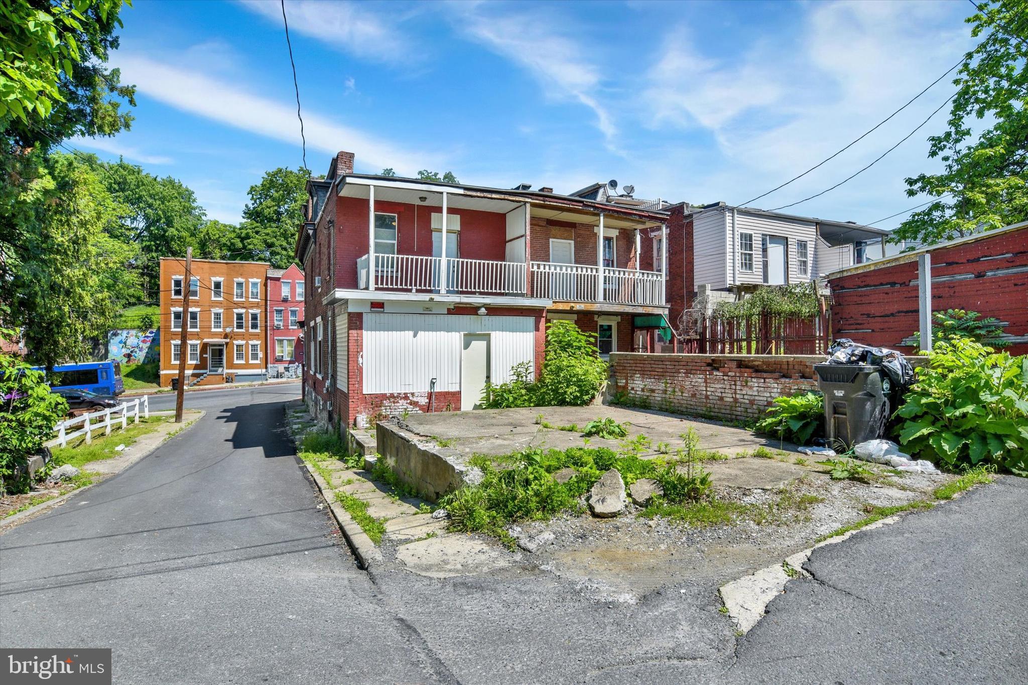 ALLISON HILL - Residential Income