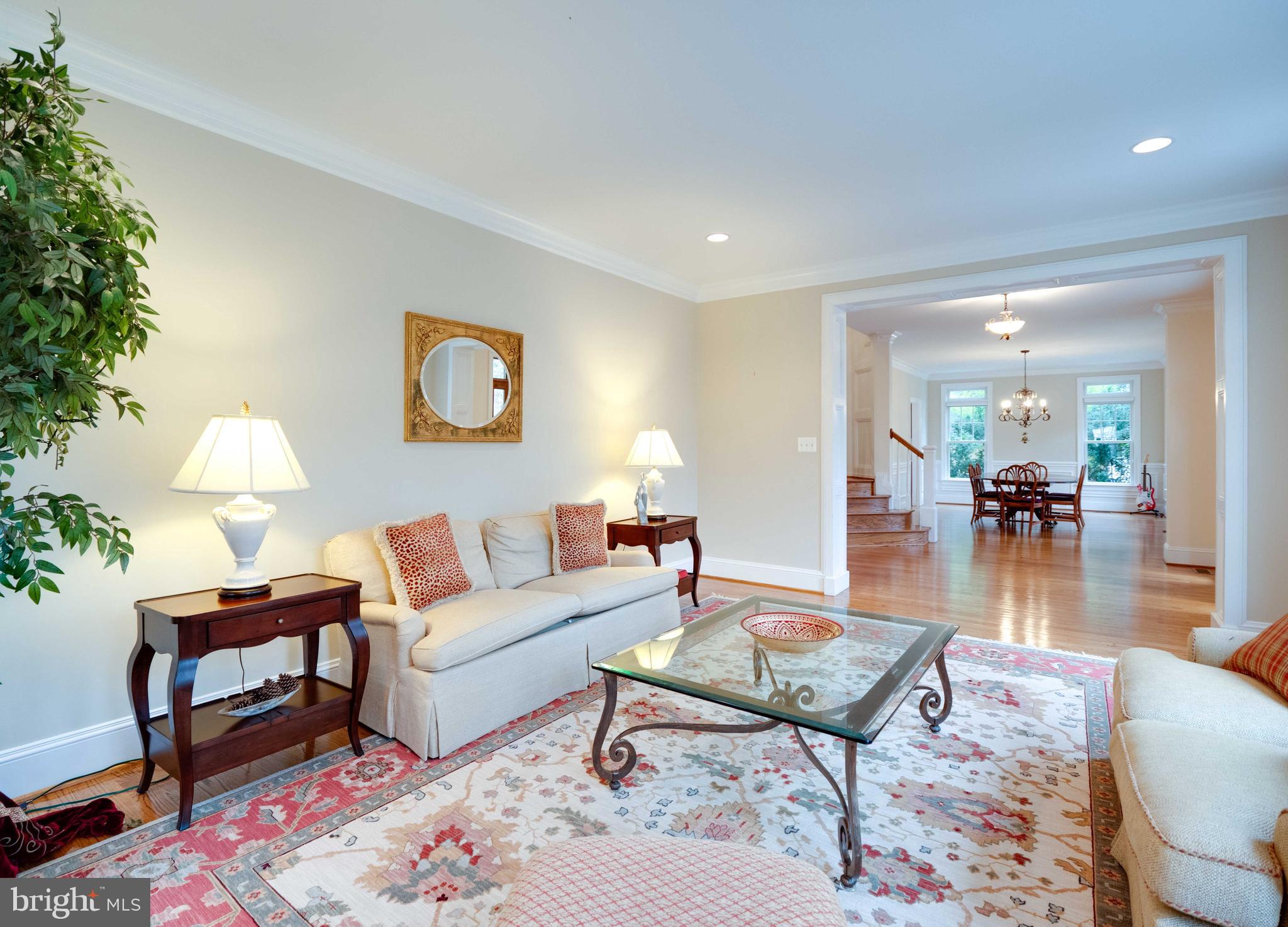 BELLEVUE FOREST - Residential