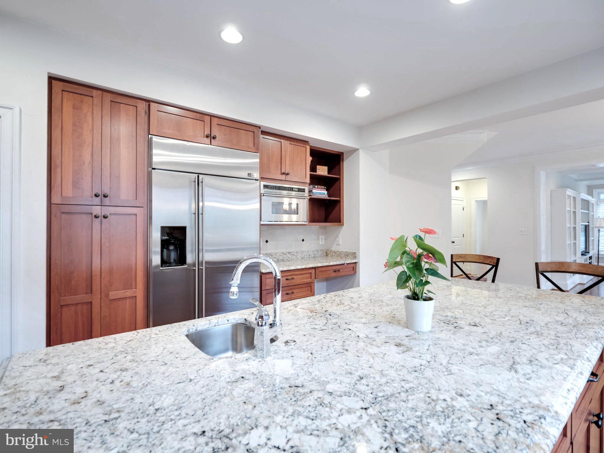 BELLEVUE FOREST - Residential