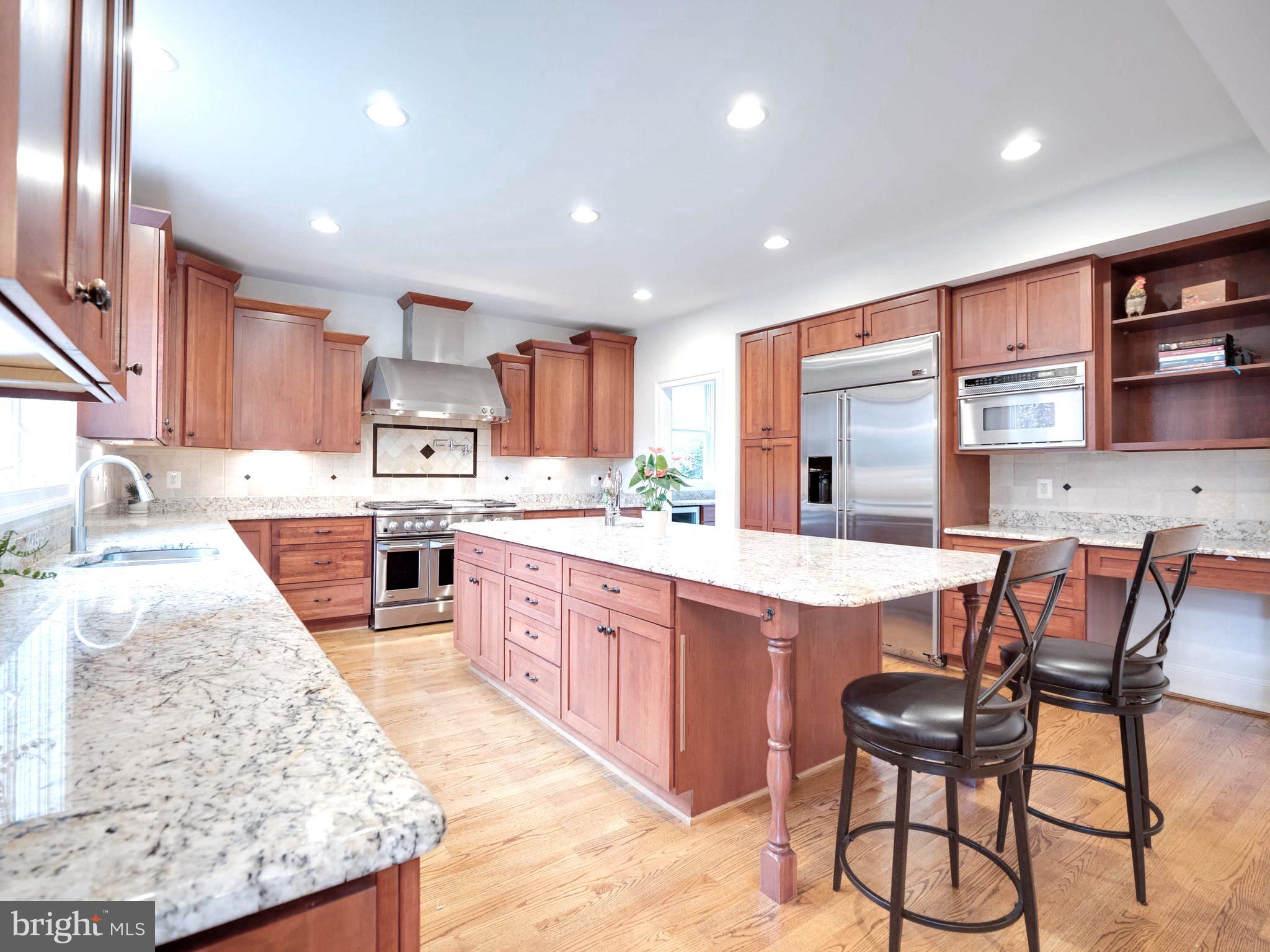 BELLEVUE FOREST - Residential