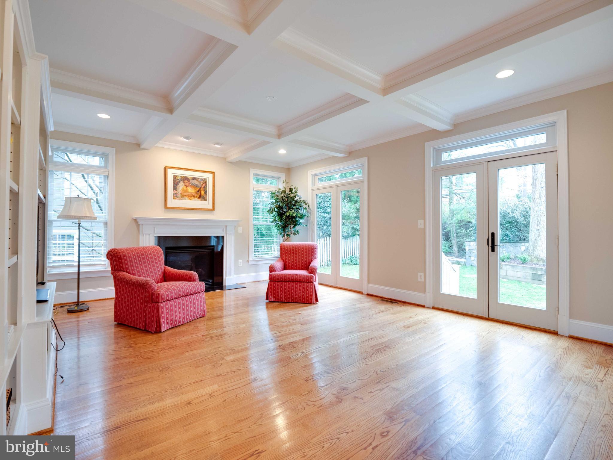 BELLEVUE FOREST - Residential