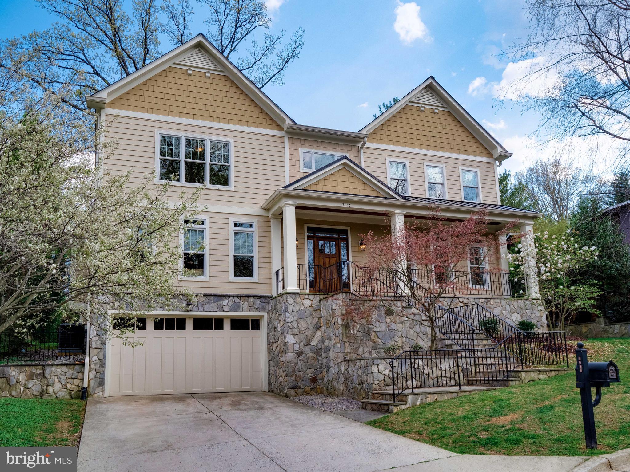 BELLEVUE FOREST - Residential