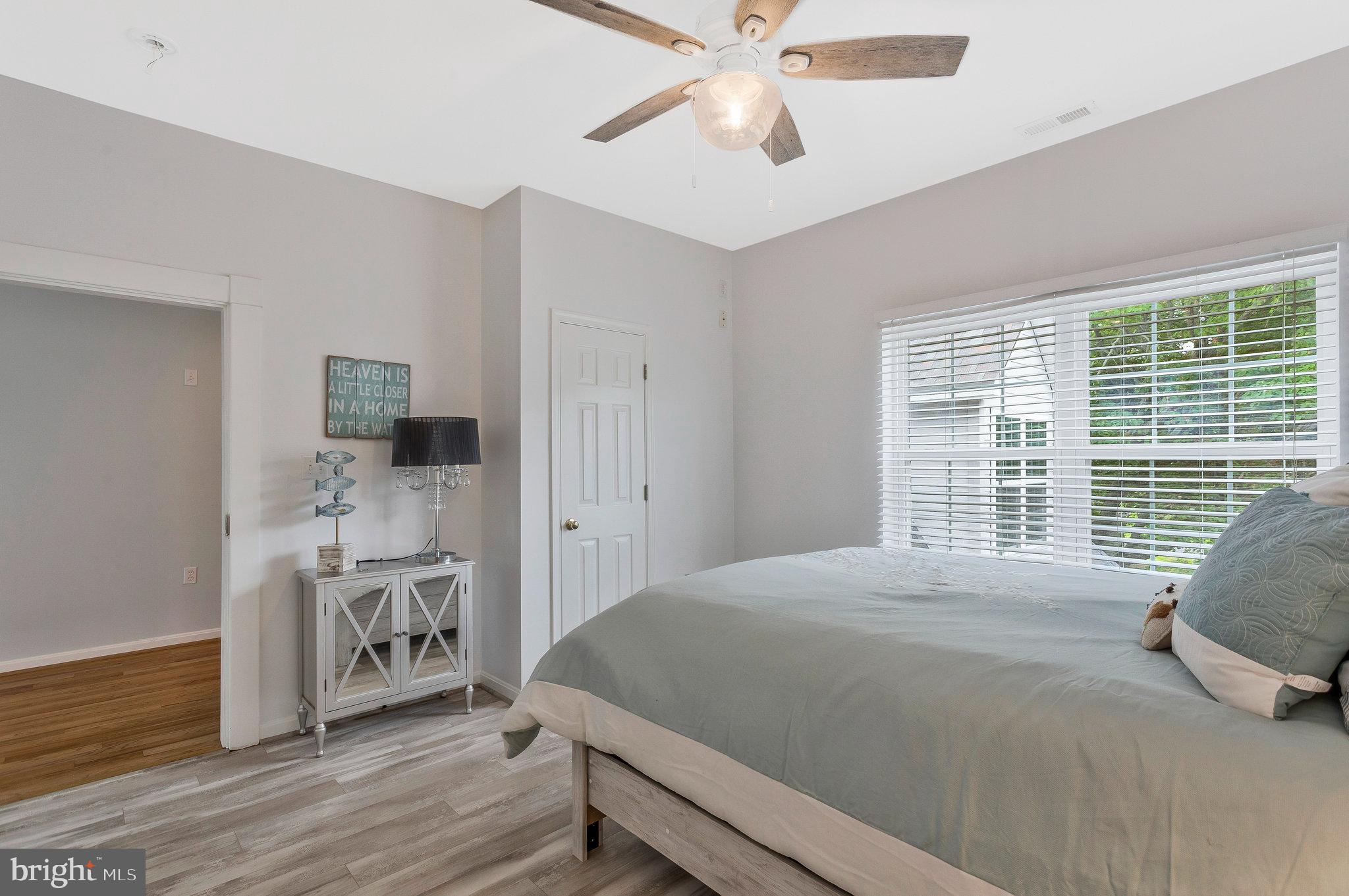 COBB ISLAND - Residential