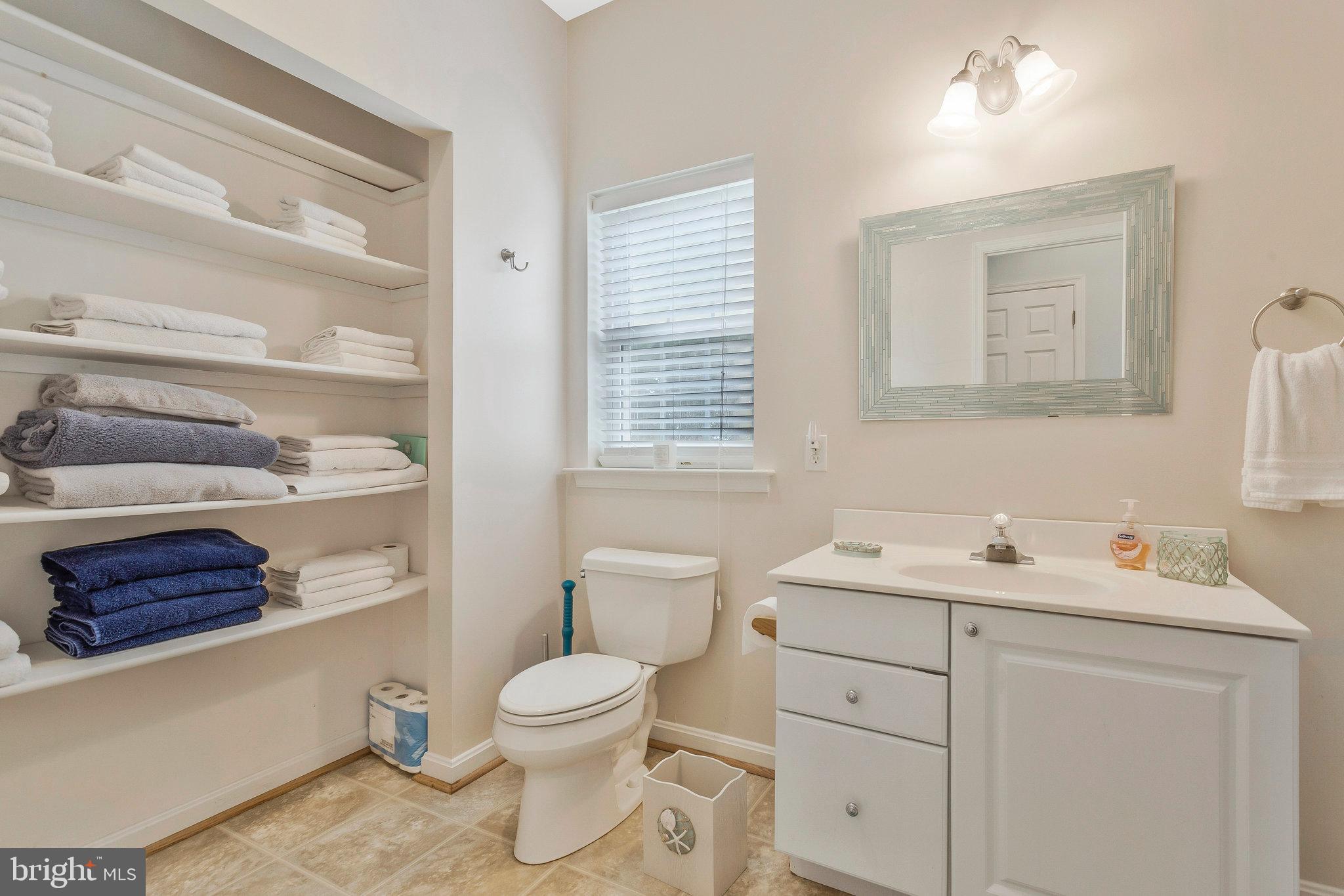 COBB ISLAND - Residential