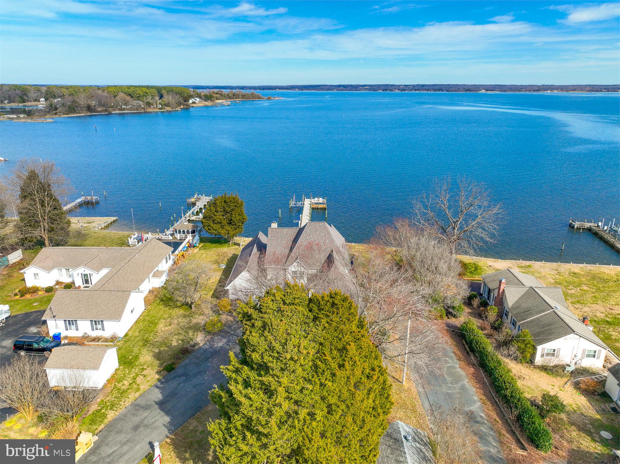 COBB ISLAND - Residential