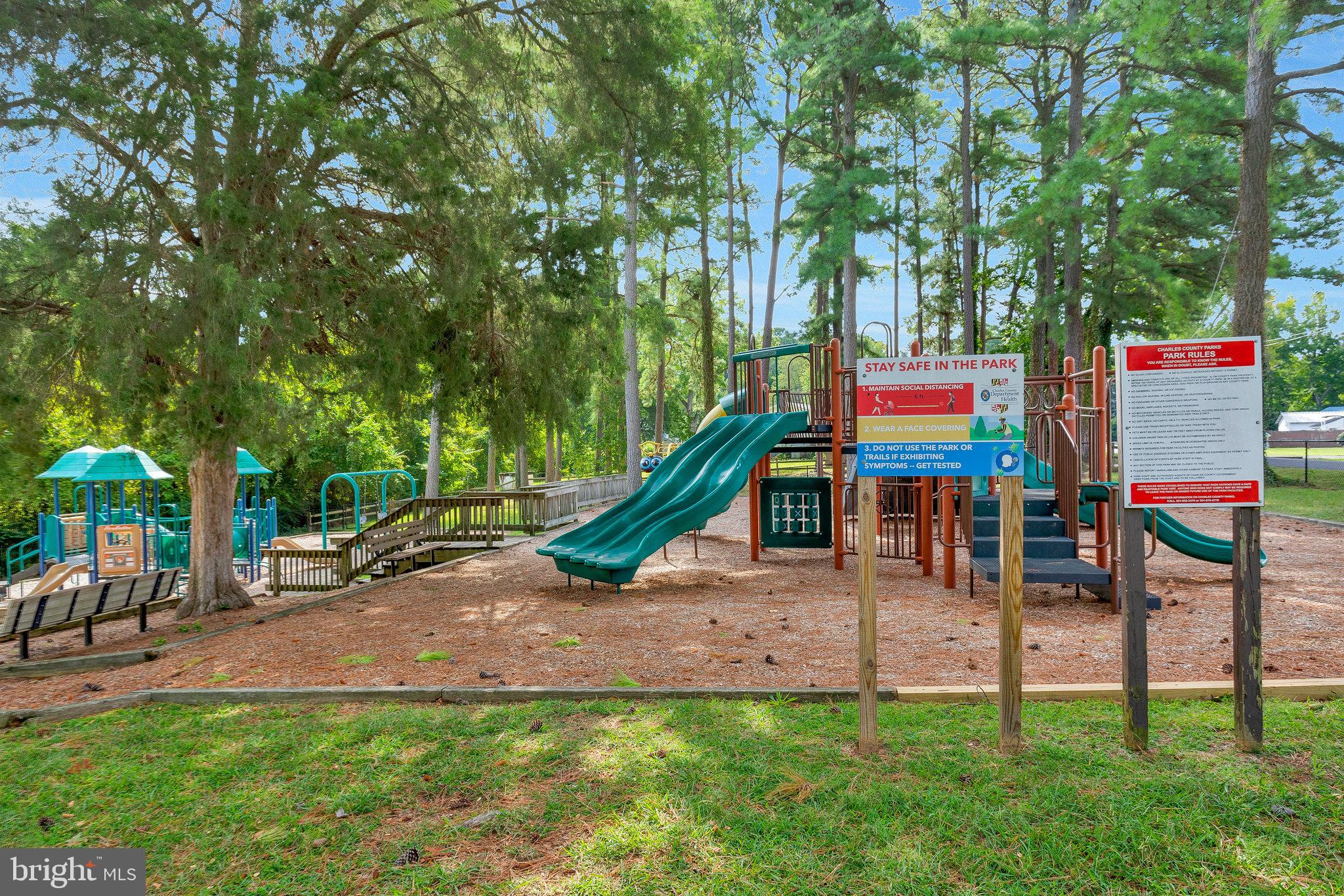 COBB ISLAND - Residential