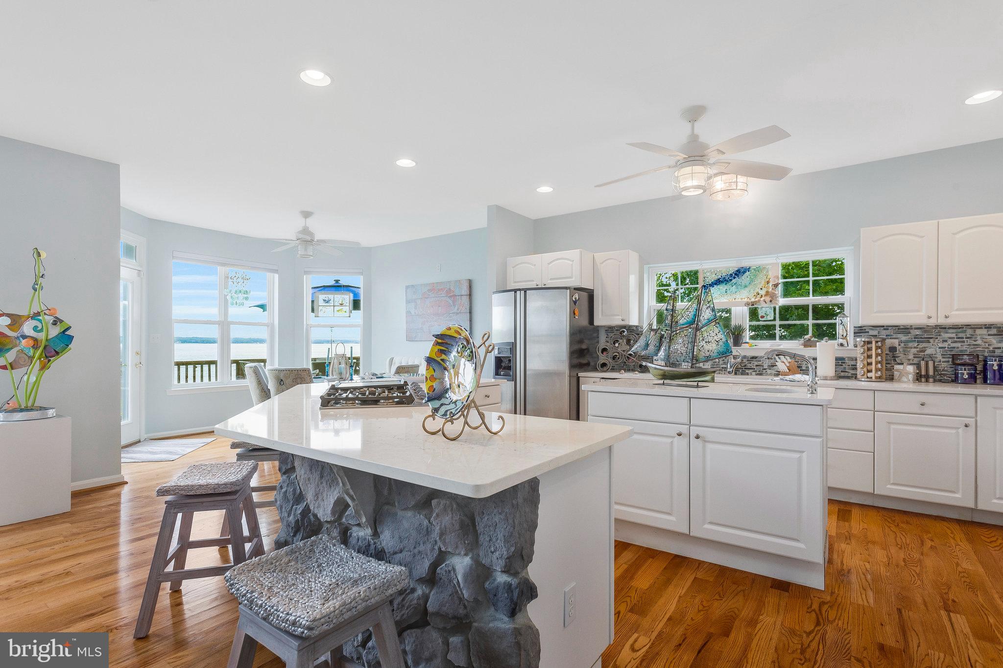 COBB ISLAND - Residential