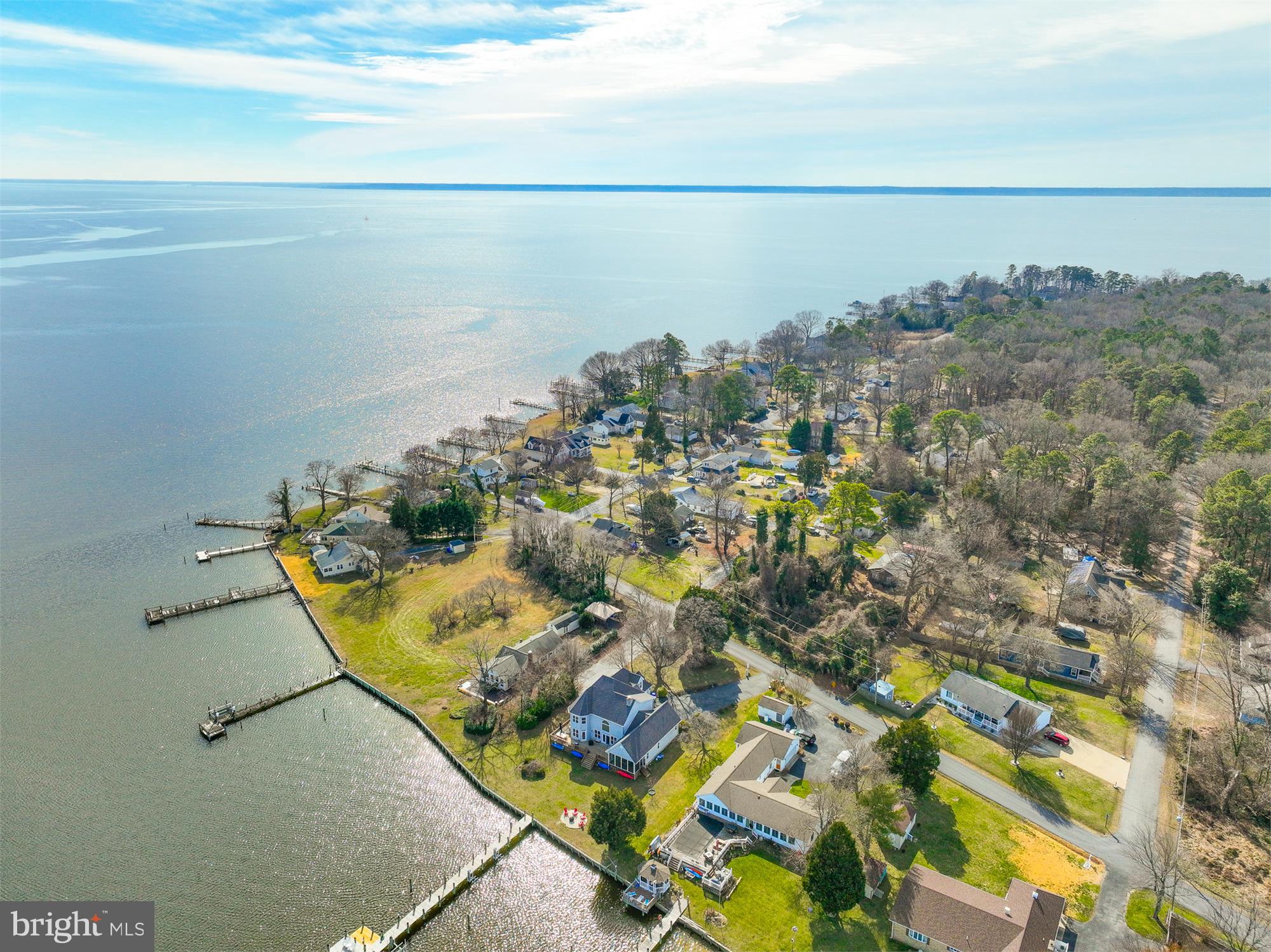 COBB ISLAND - Residential