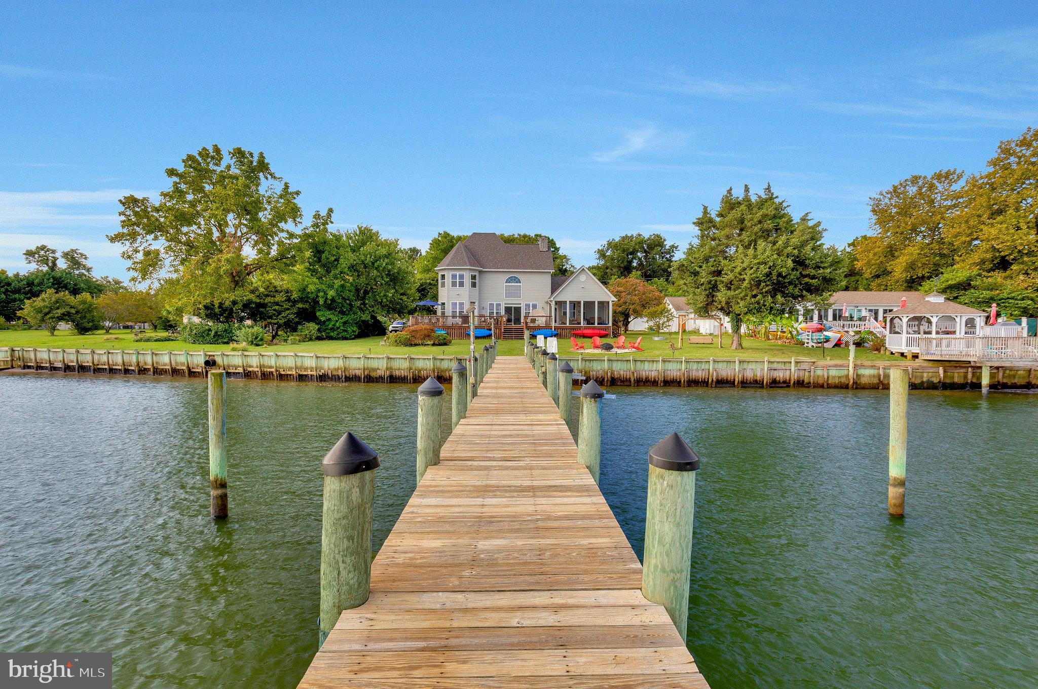 COBB ISLAND - Residential