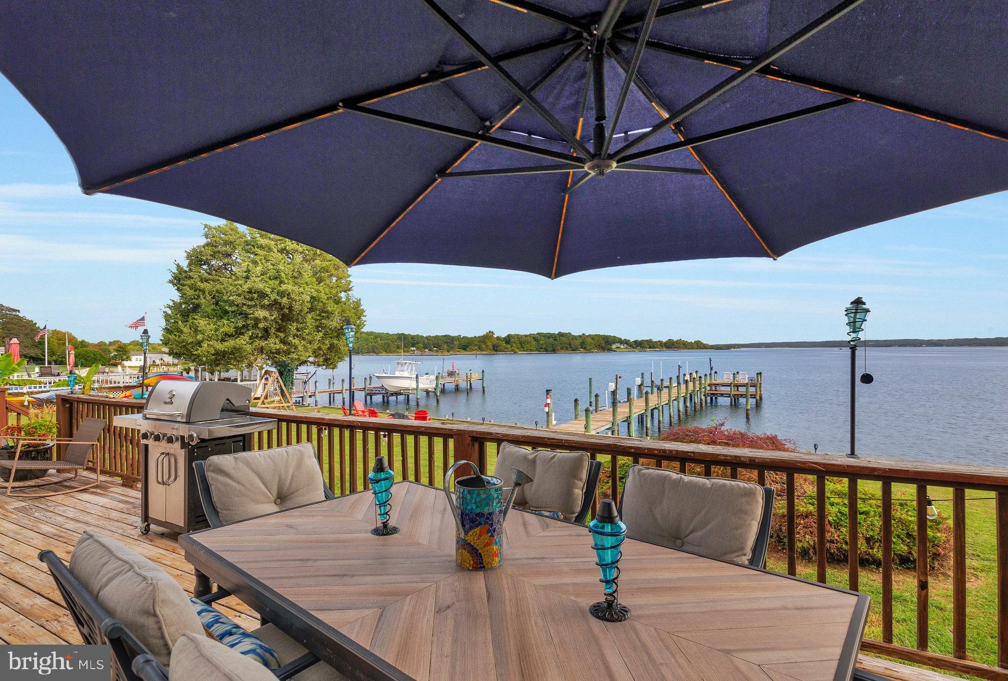 COBB ISLAND - Residential