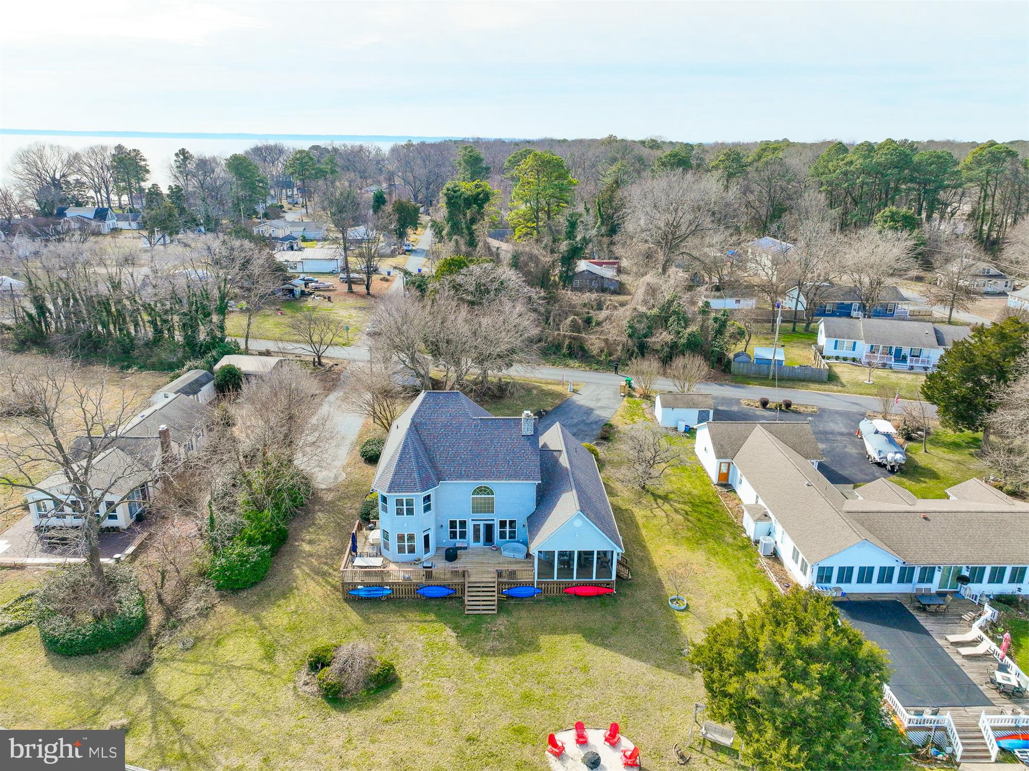 COBB ISLAND - Residential