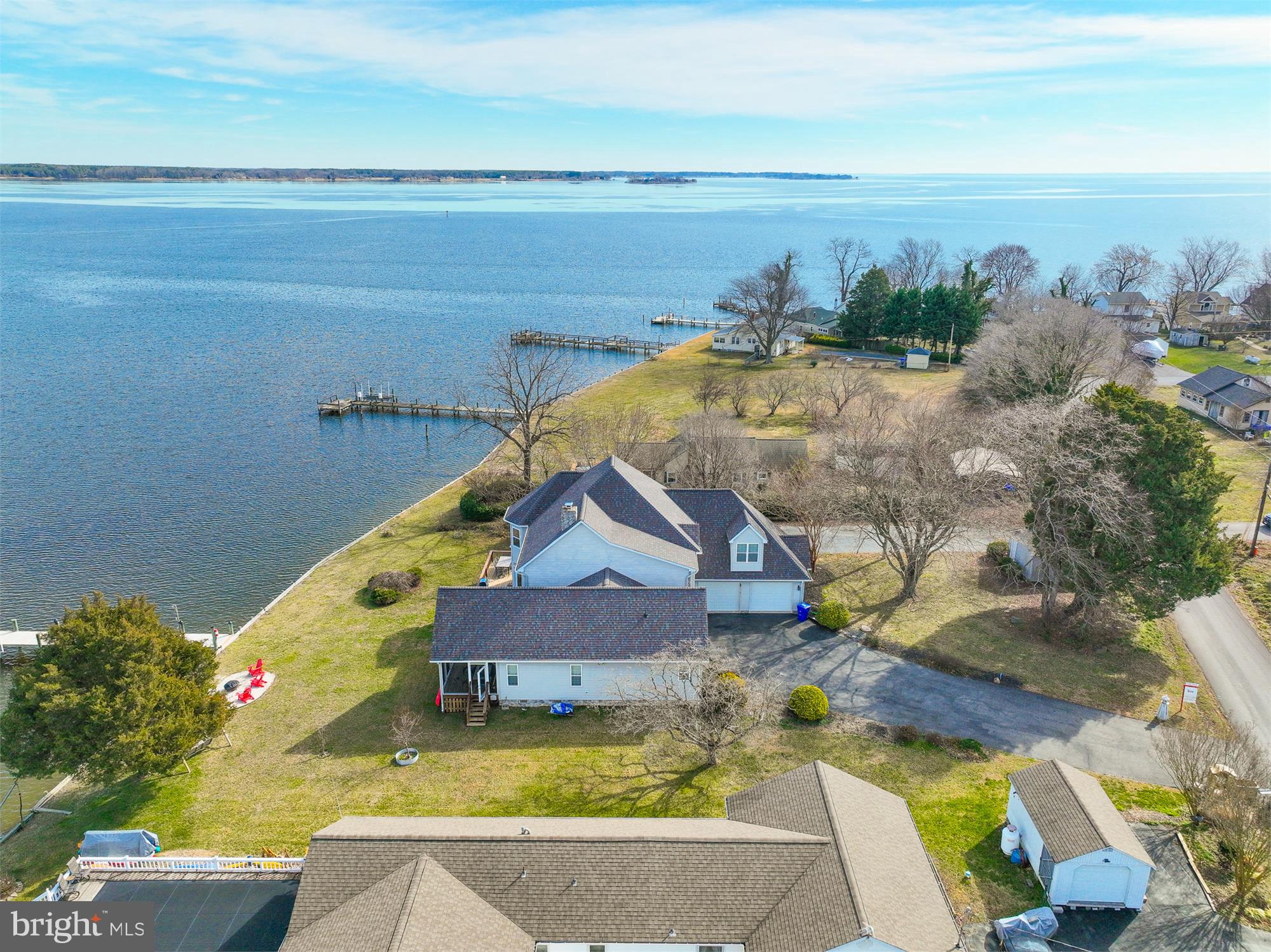 COBB ISLAND - Residential