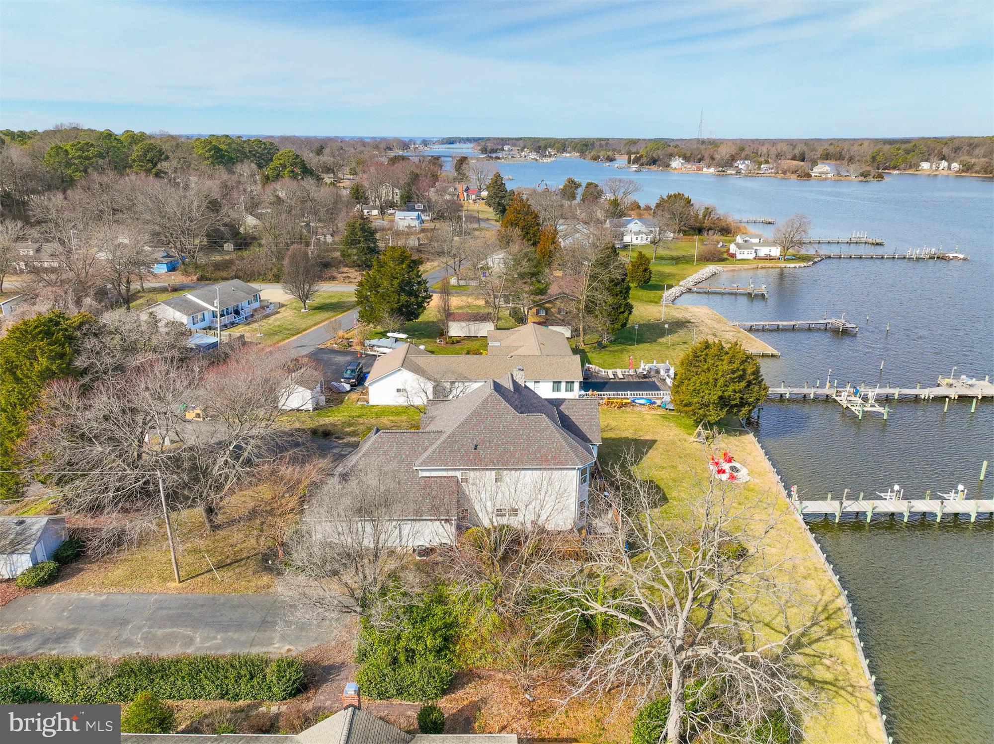 COBB ISLAND - Residential