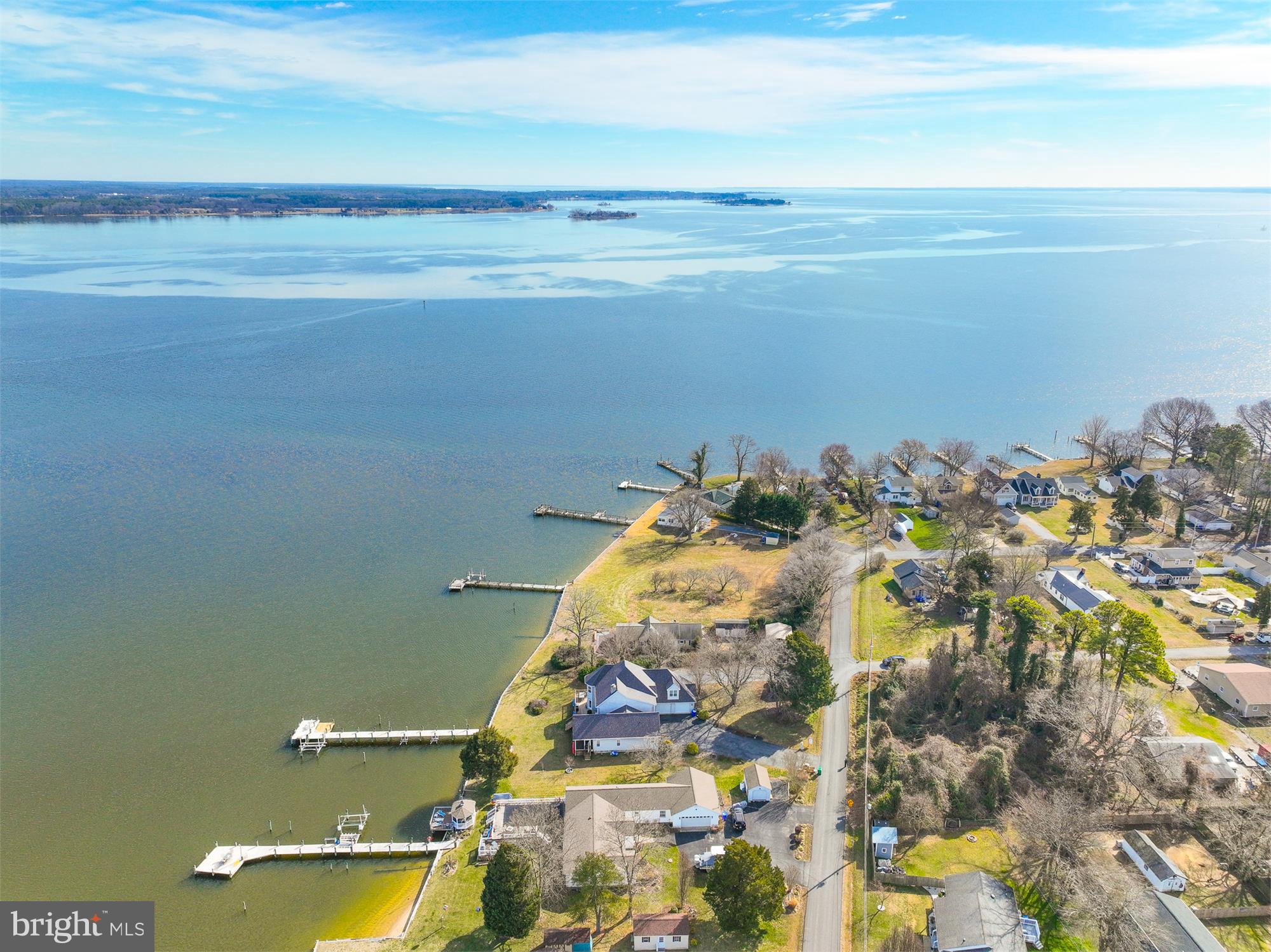 COBB ISLAND - Residential