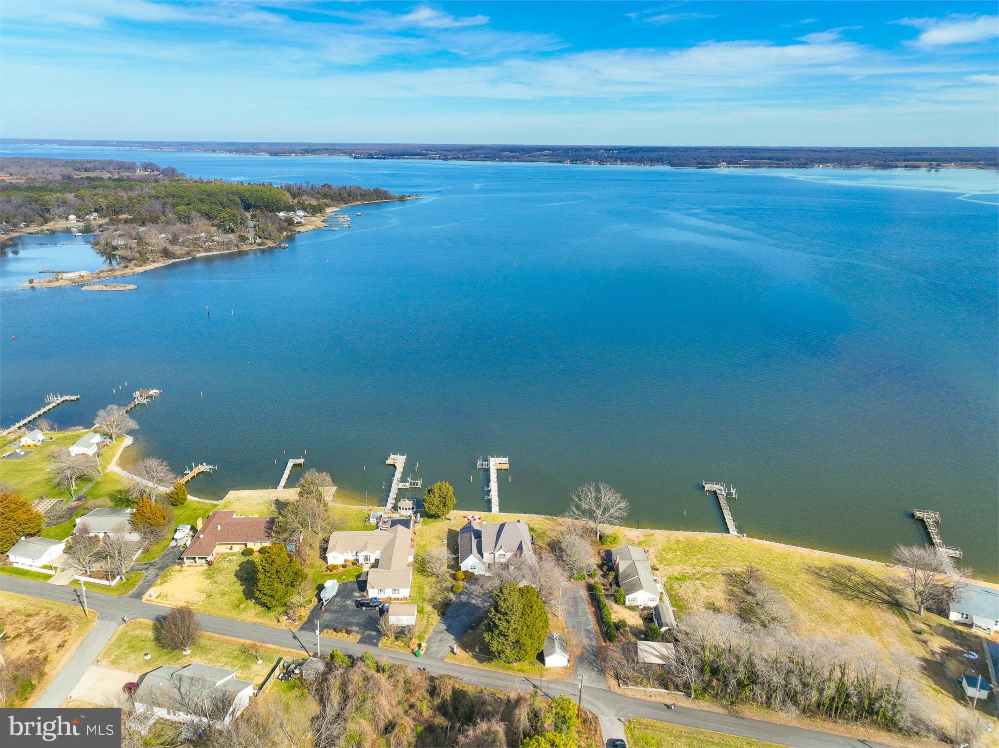 COBB ISLAND - Residential