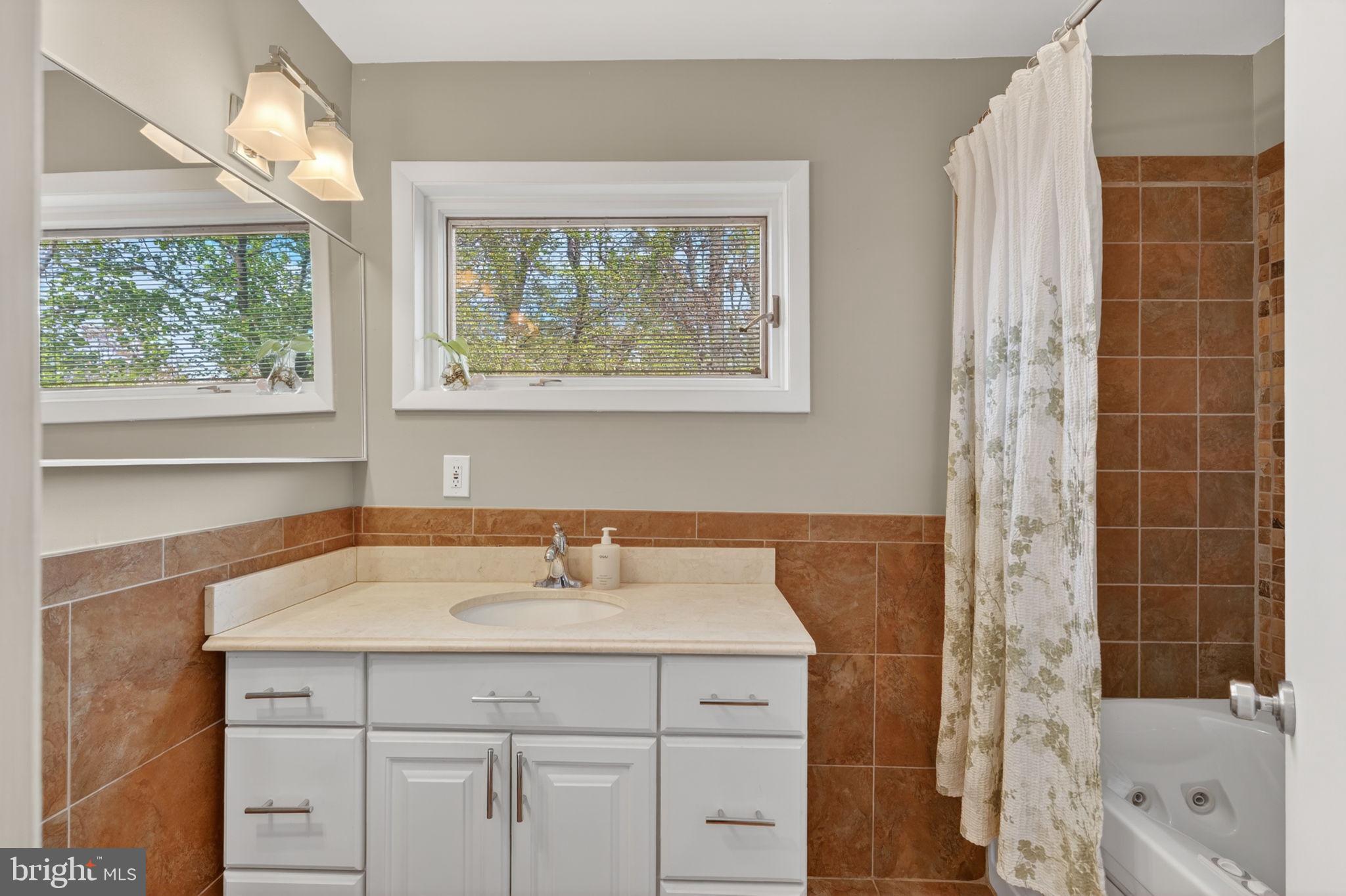 TANTALLON ON THE POTOMAC - Residential