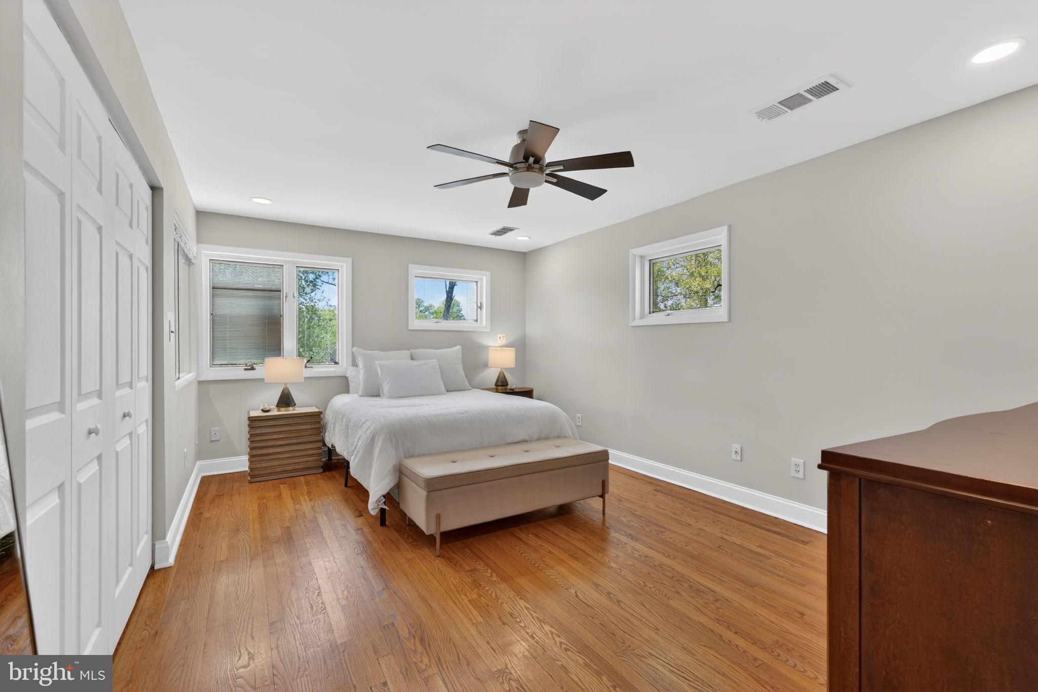 TANTALLON ON THE POTOMAC - Residential