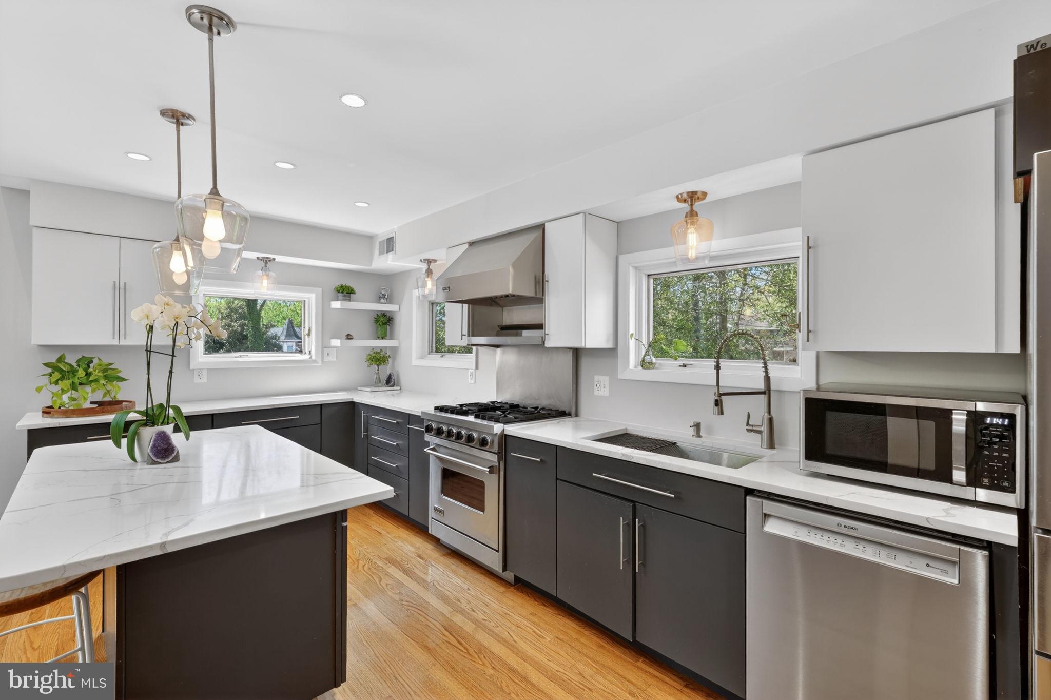 TANTALLON ON THE POTOMAC - Residential