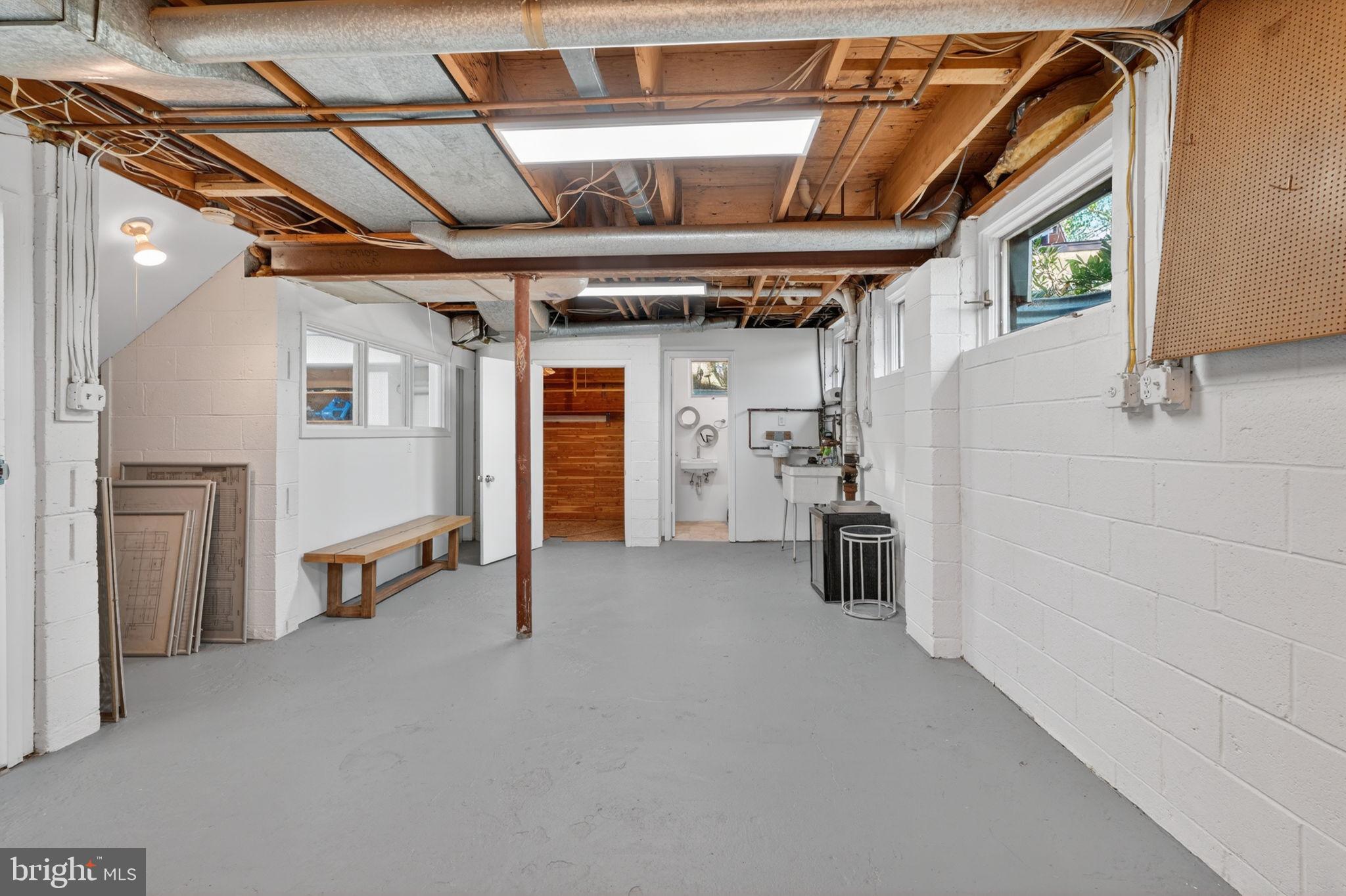 TANTALLON ON THE POTOMAC - Residential