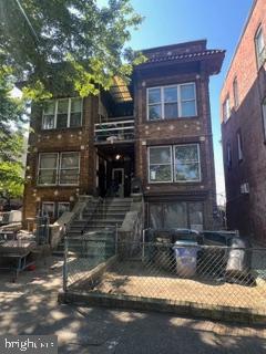 444-446 W ROOSEVELT BOULEVARD