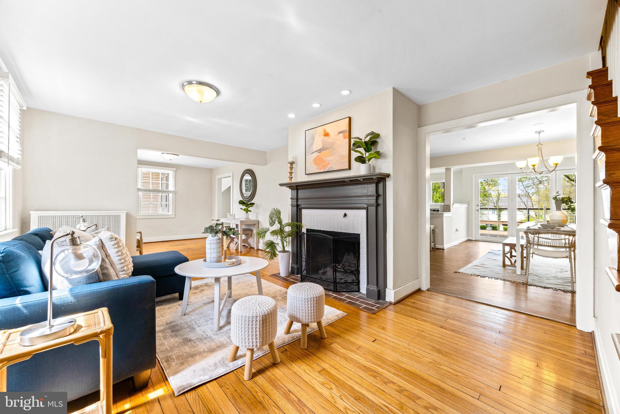 4256 COLUMBIA ROAD