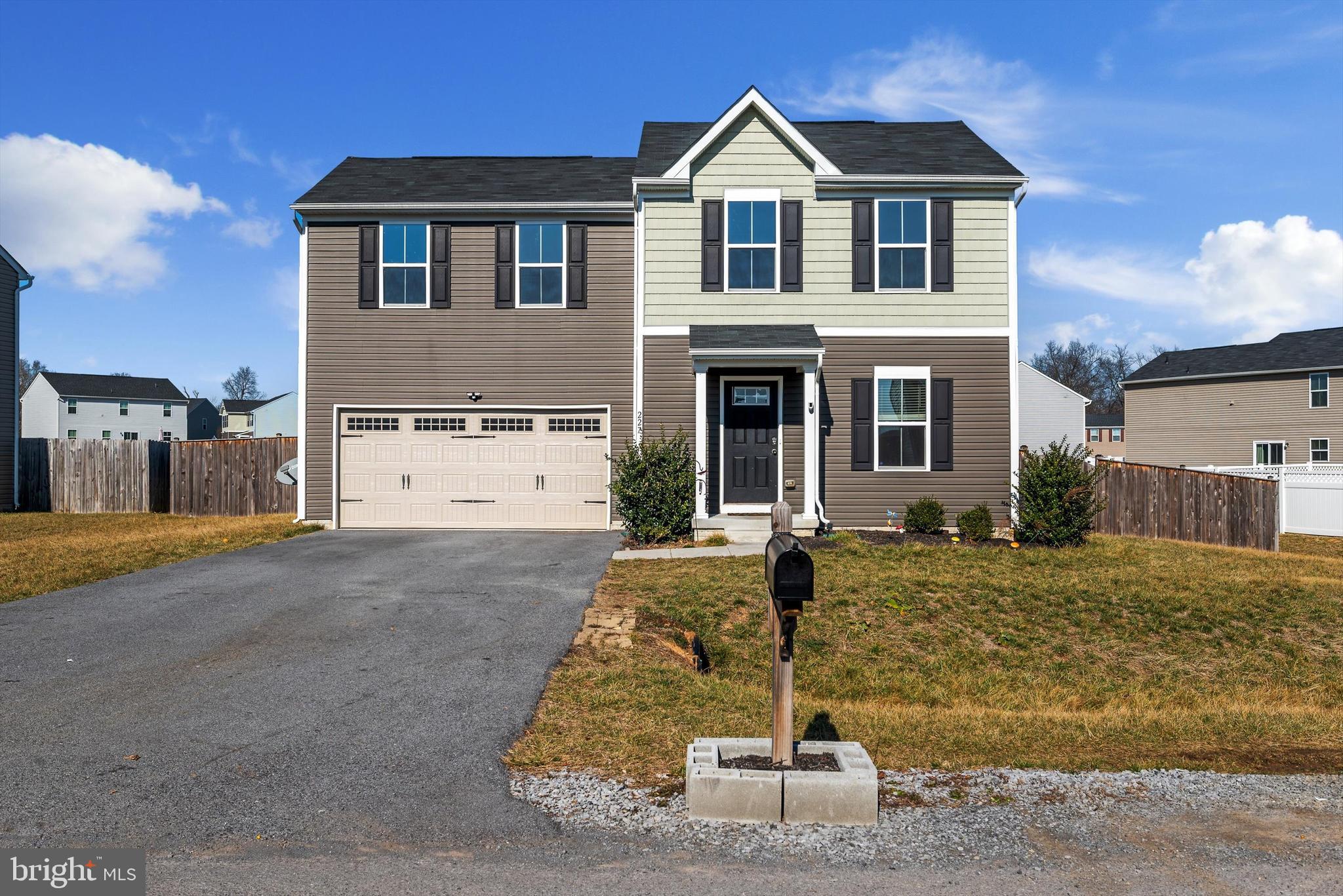 CHANDLERS GLEN - Residential