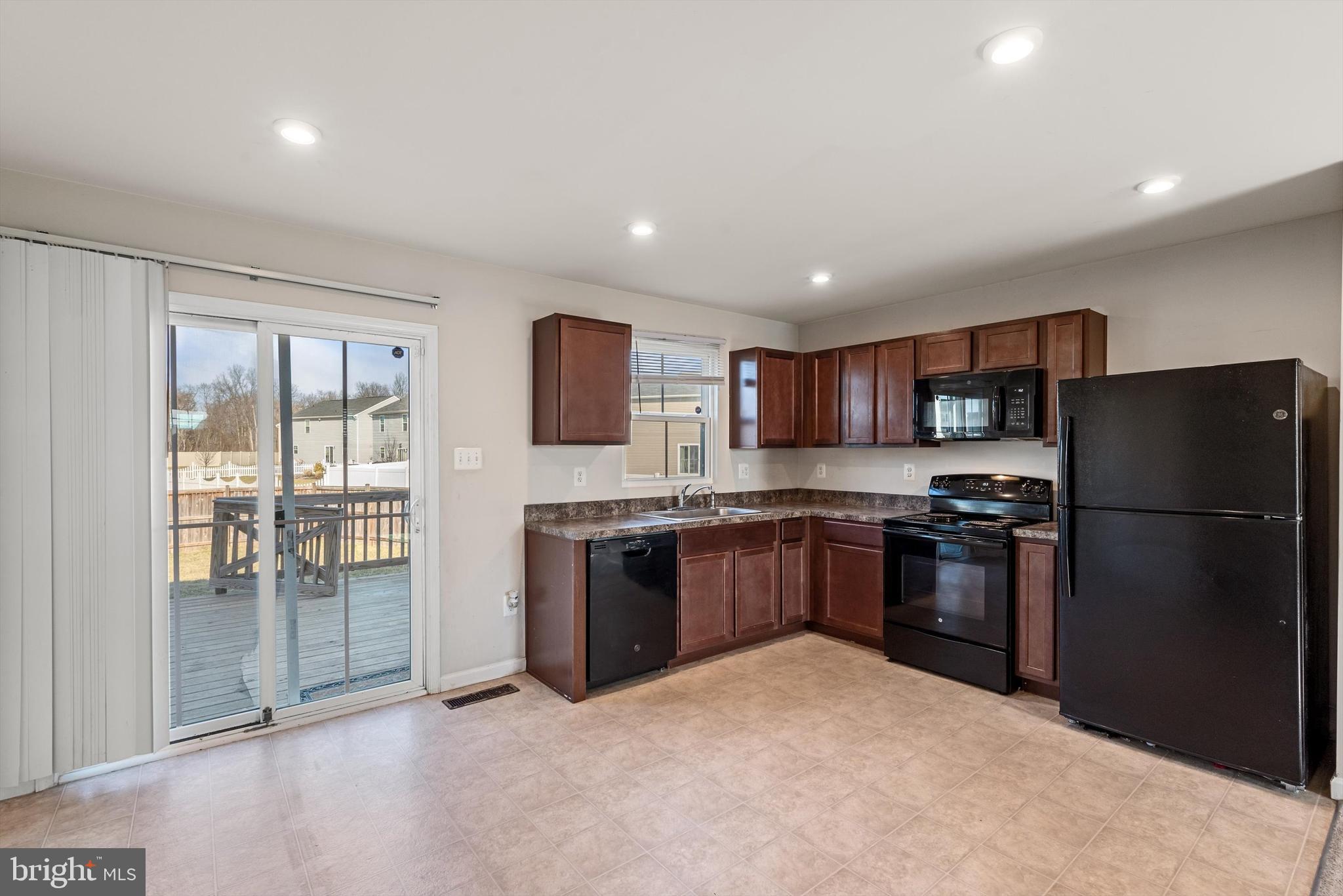 CHANDLERS GLEN - Residential