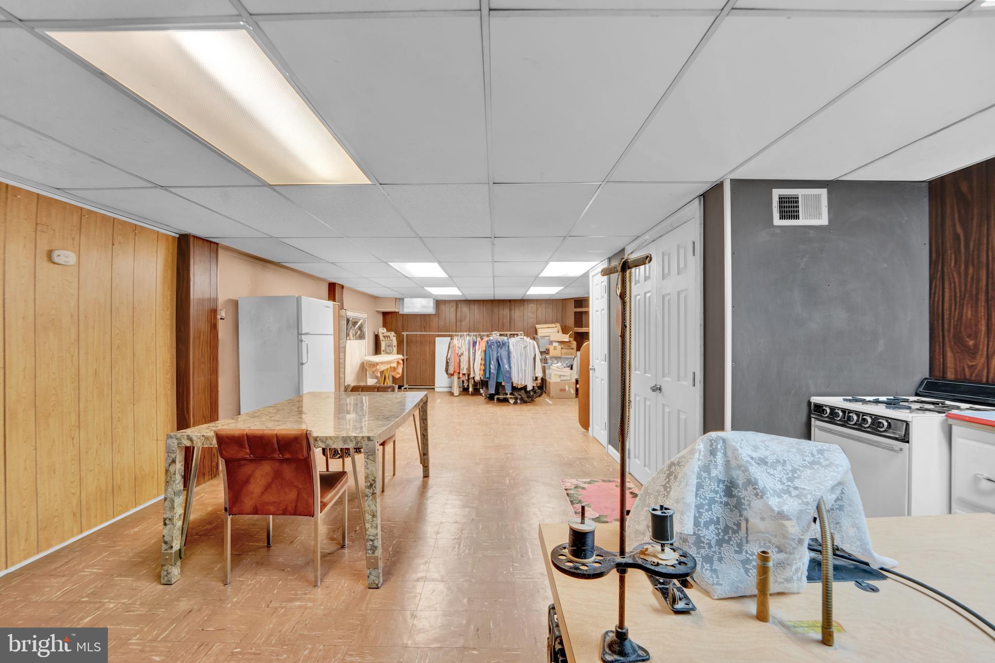 LLANERCH - Residential