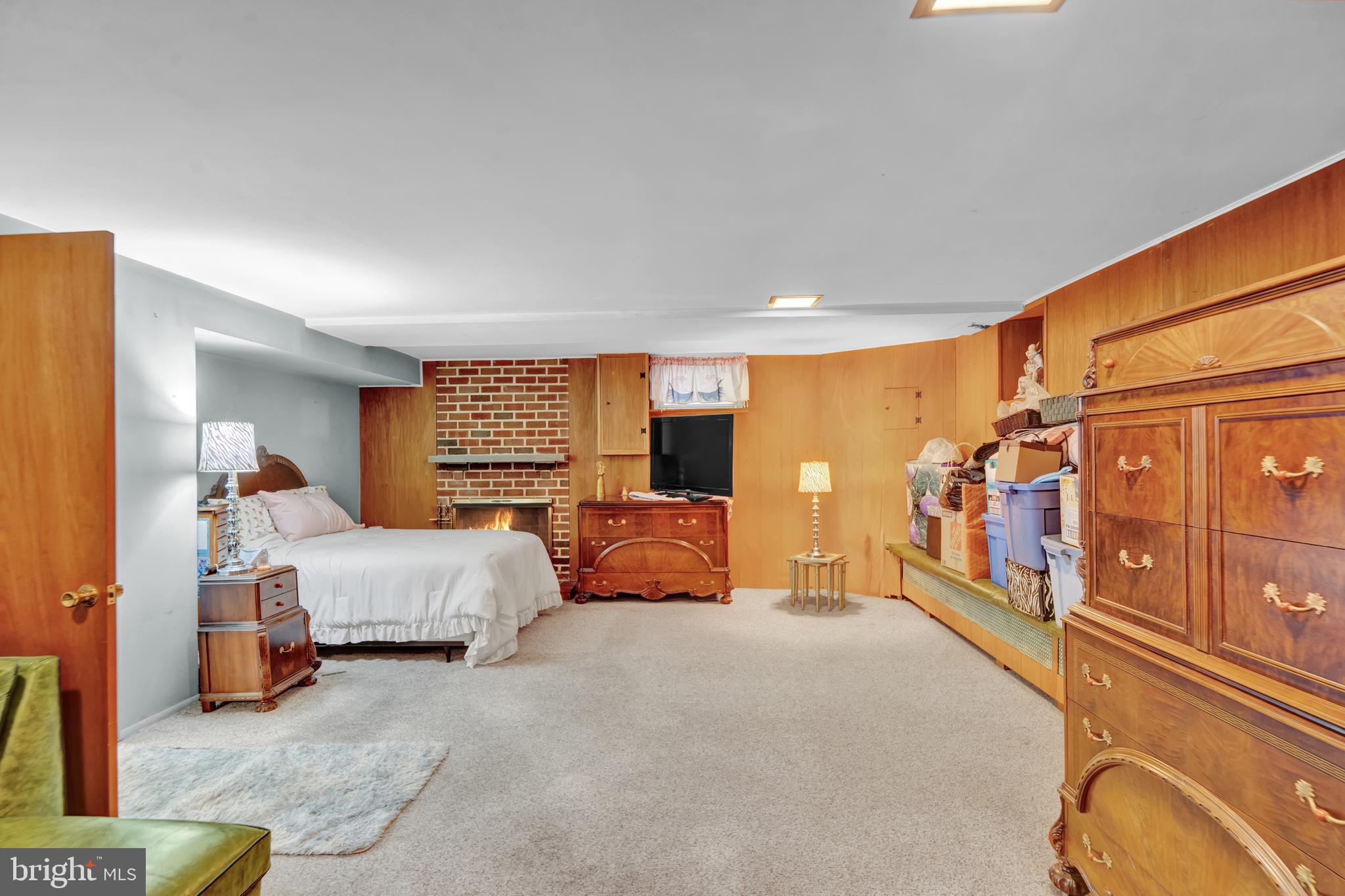 LLANERCH - Residential