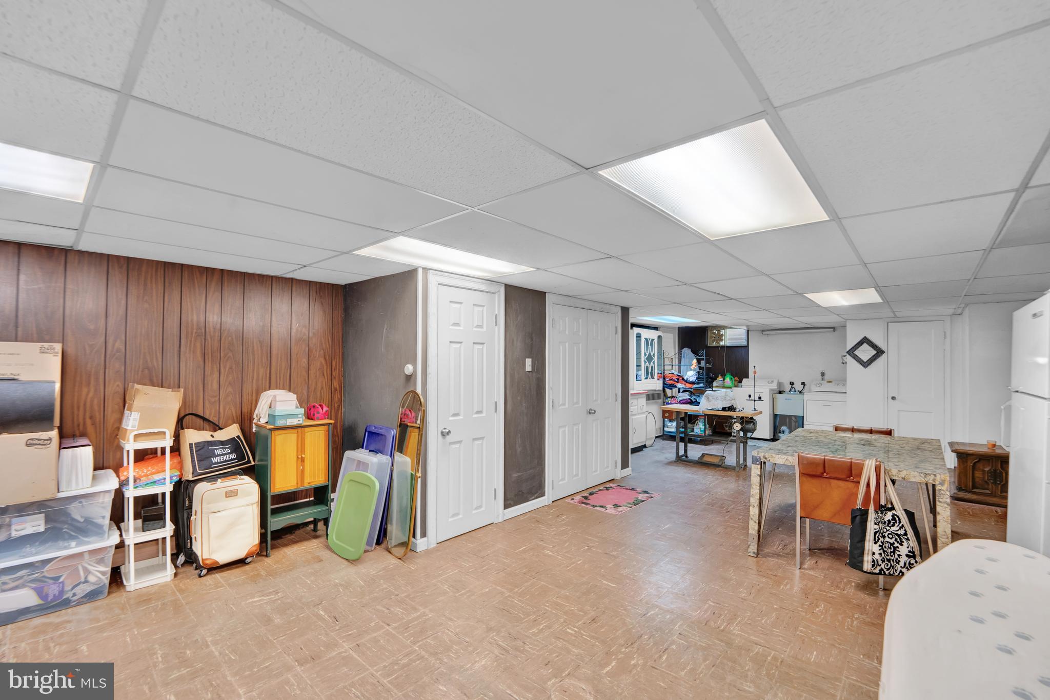 LLANERCH - Residential