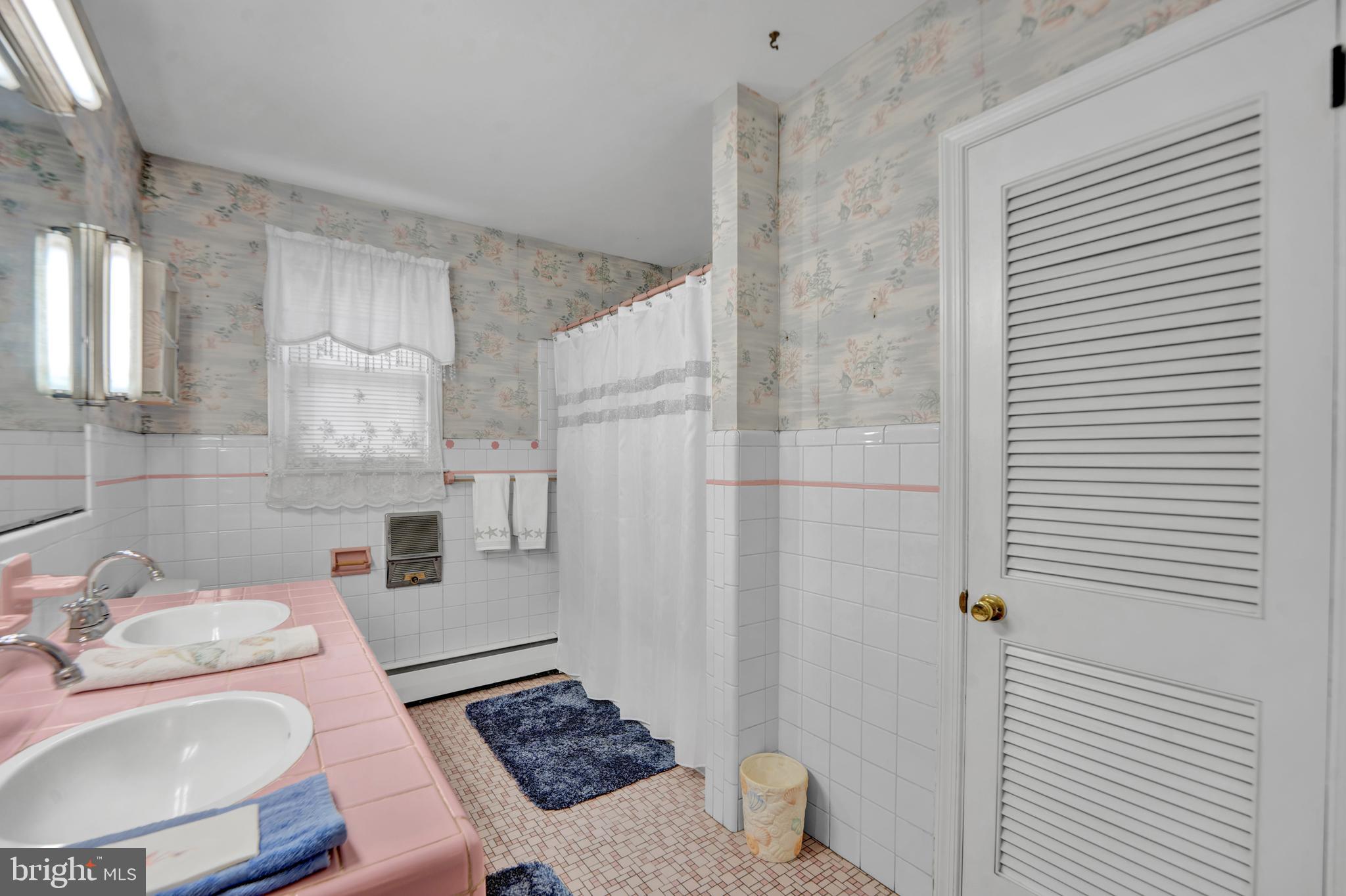 LLANERCH - Residential