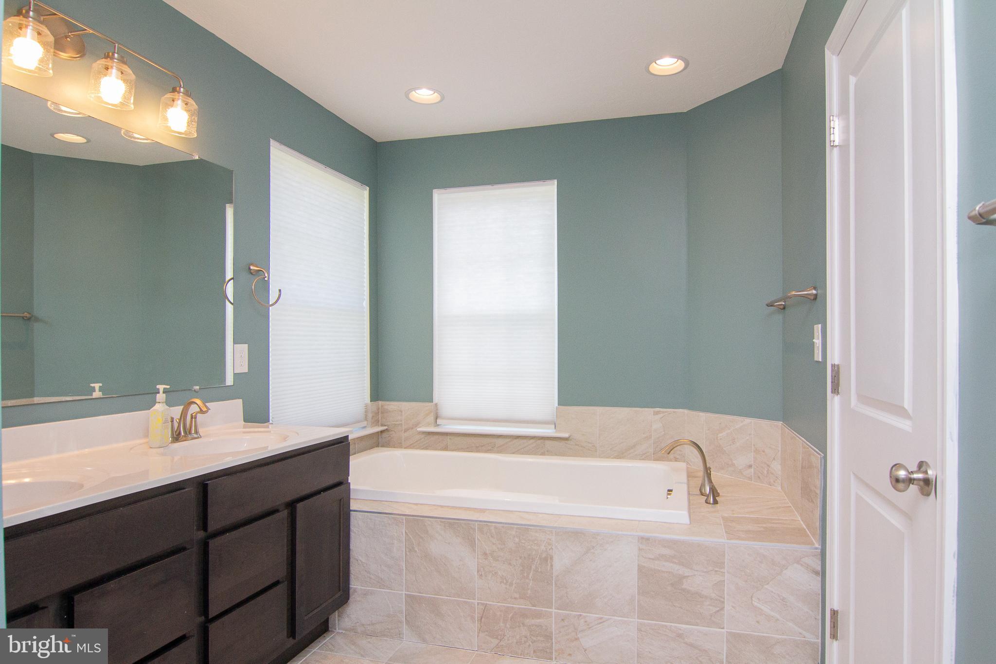 STONEWICKE - Residential