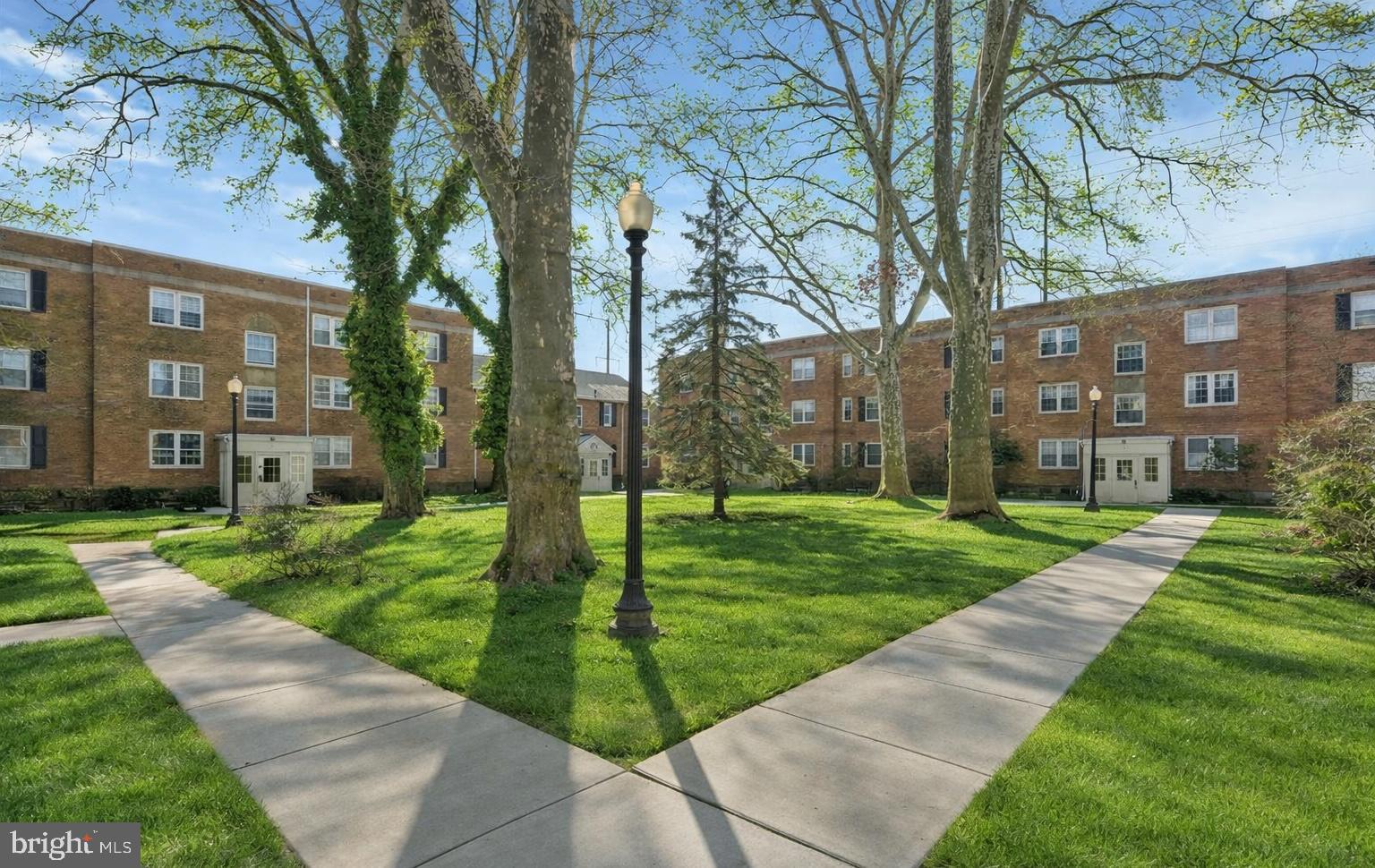 CYNWYD - Residential