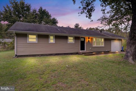 304 OTTER AVENUE BROWNS MILLS NJ 08015
