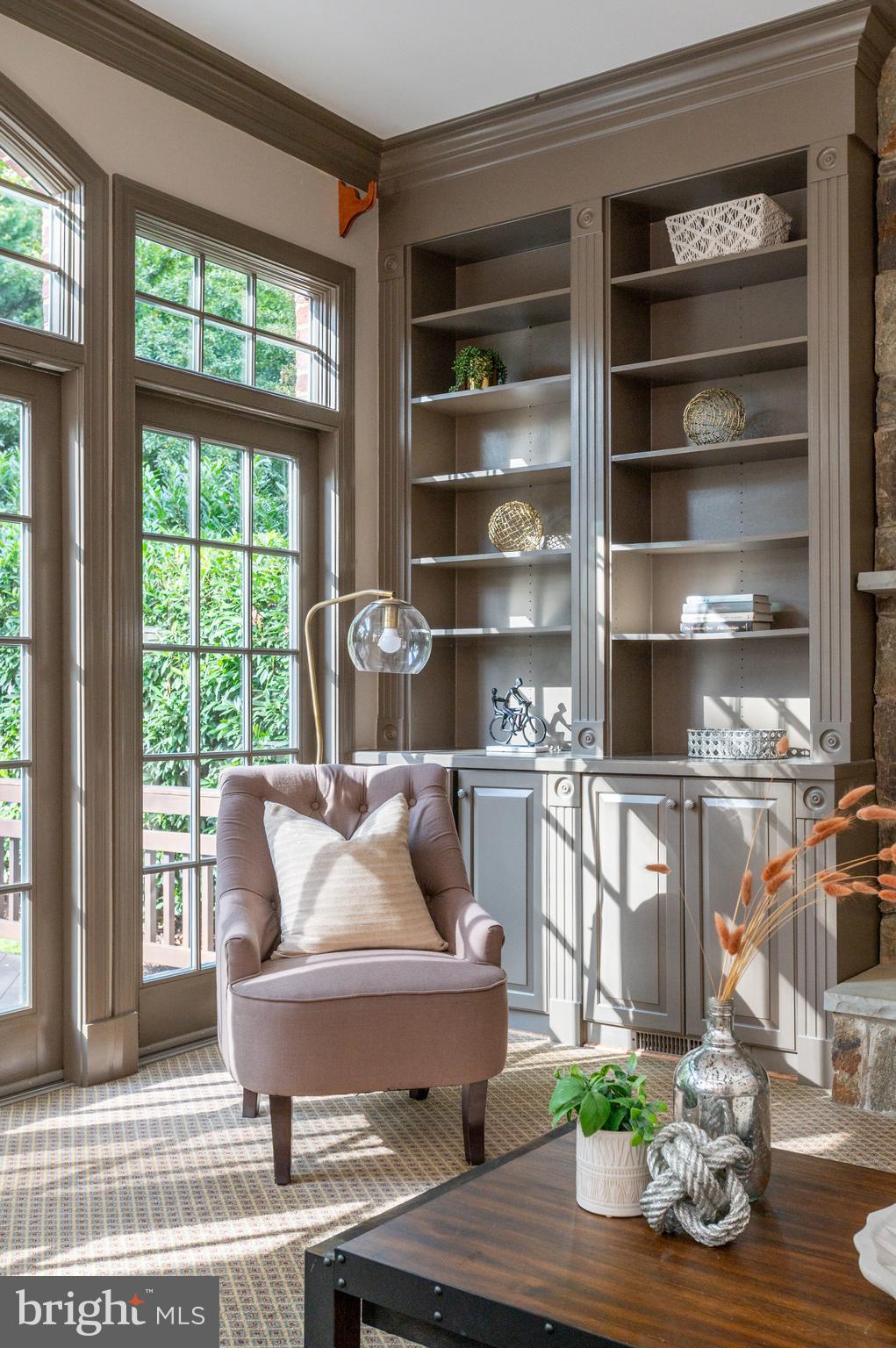 LOCUST RIDGE - Residential