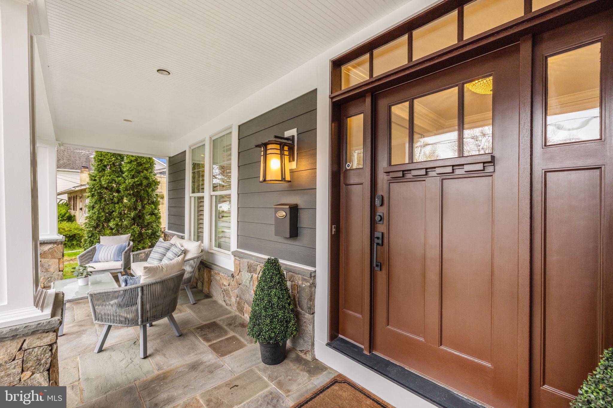 VIENNA WOODS - Residential