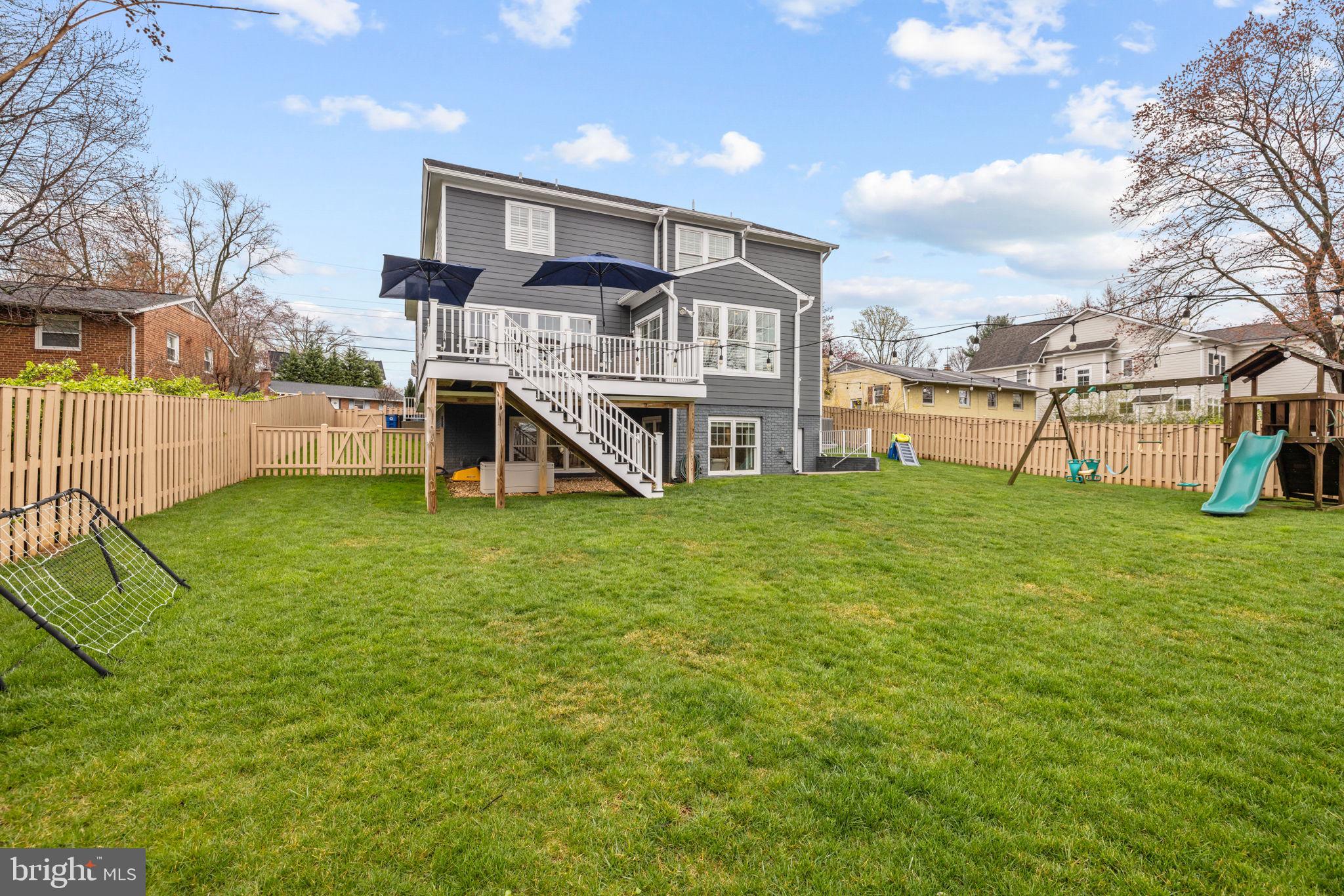 VIENNA WOODS - Residential