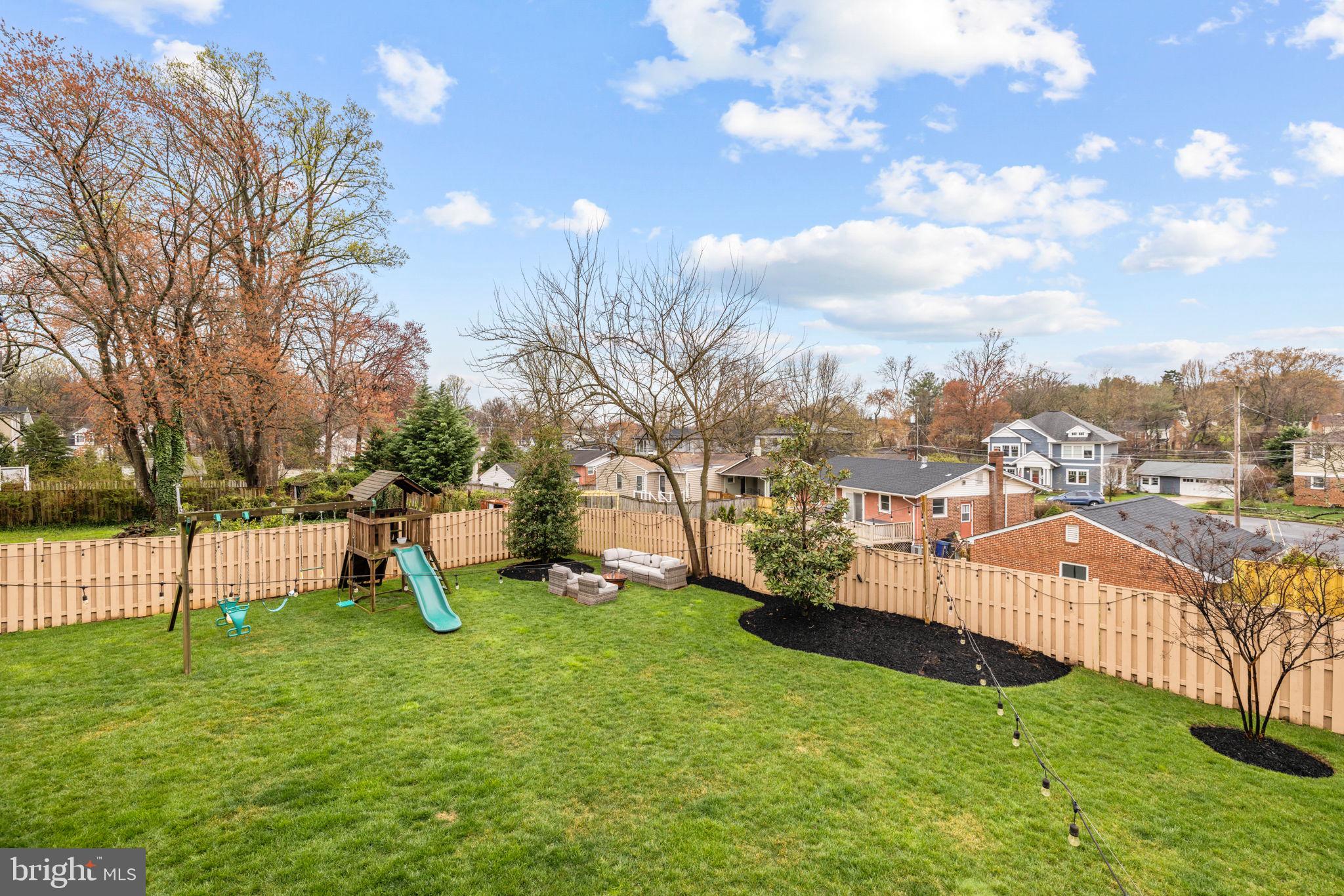 VIENNA WOODS - Residential