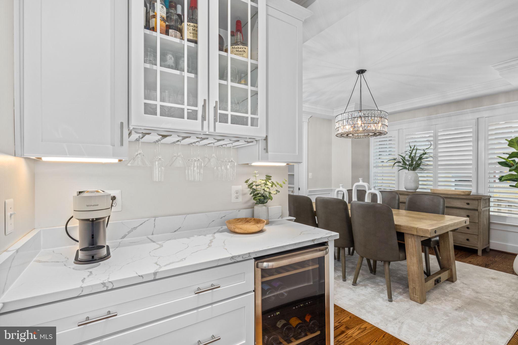 VIENNA WOODS - Residential