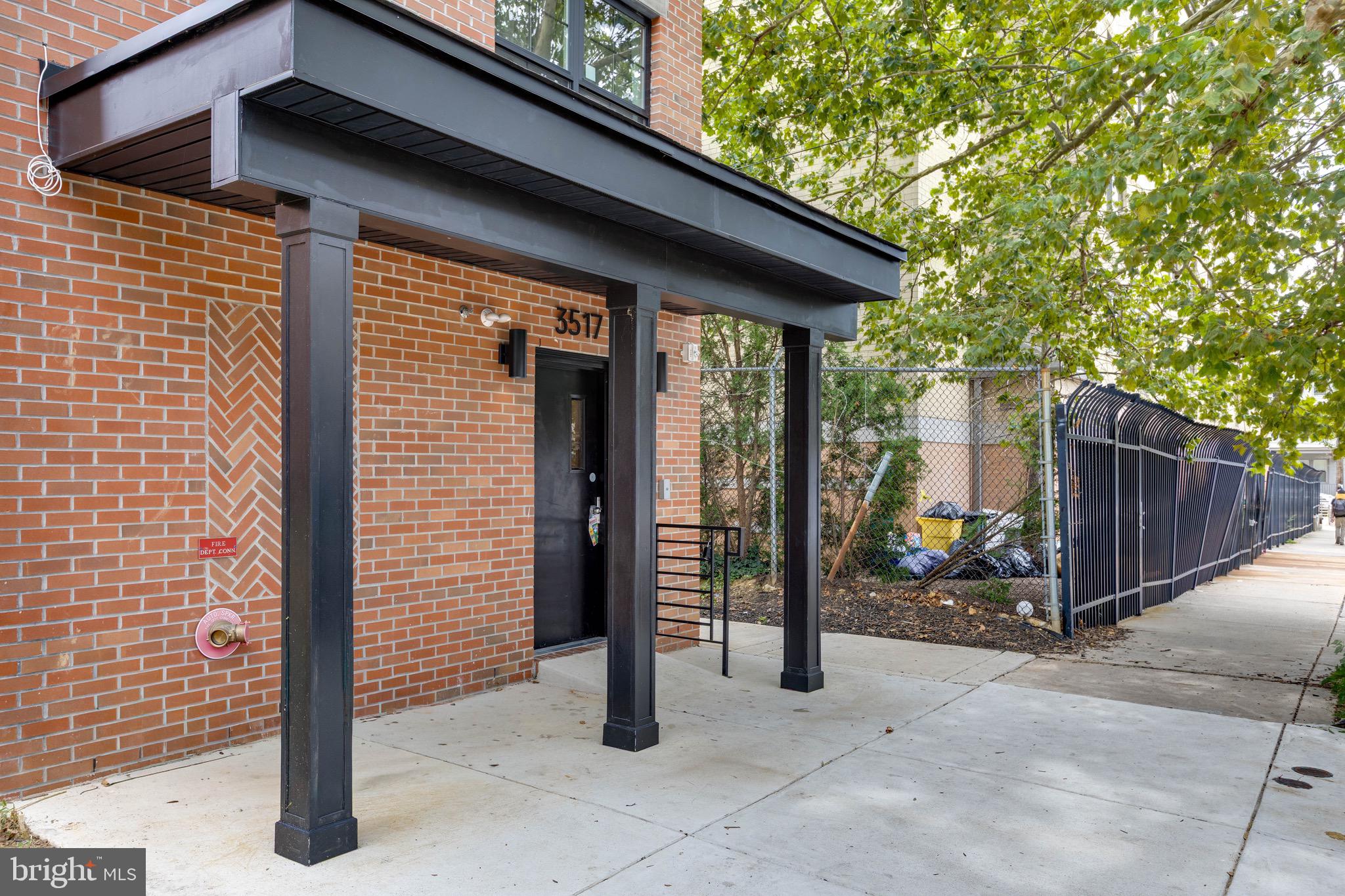 LOGAN - Residential Lease