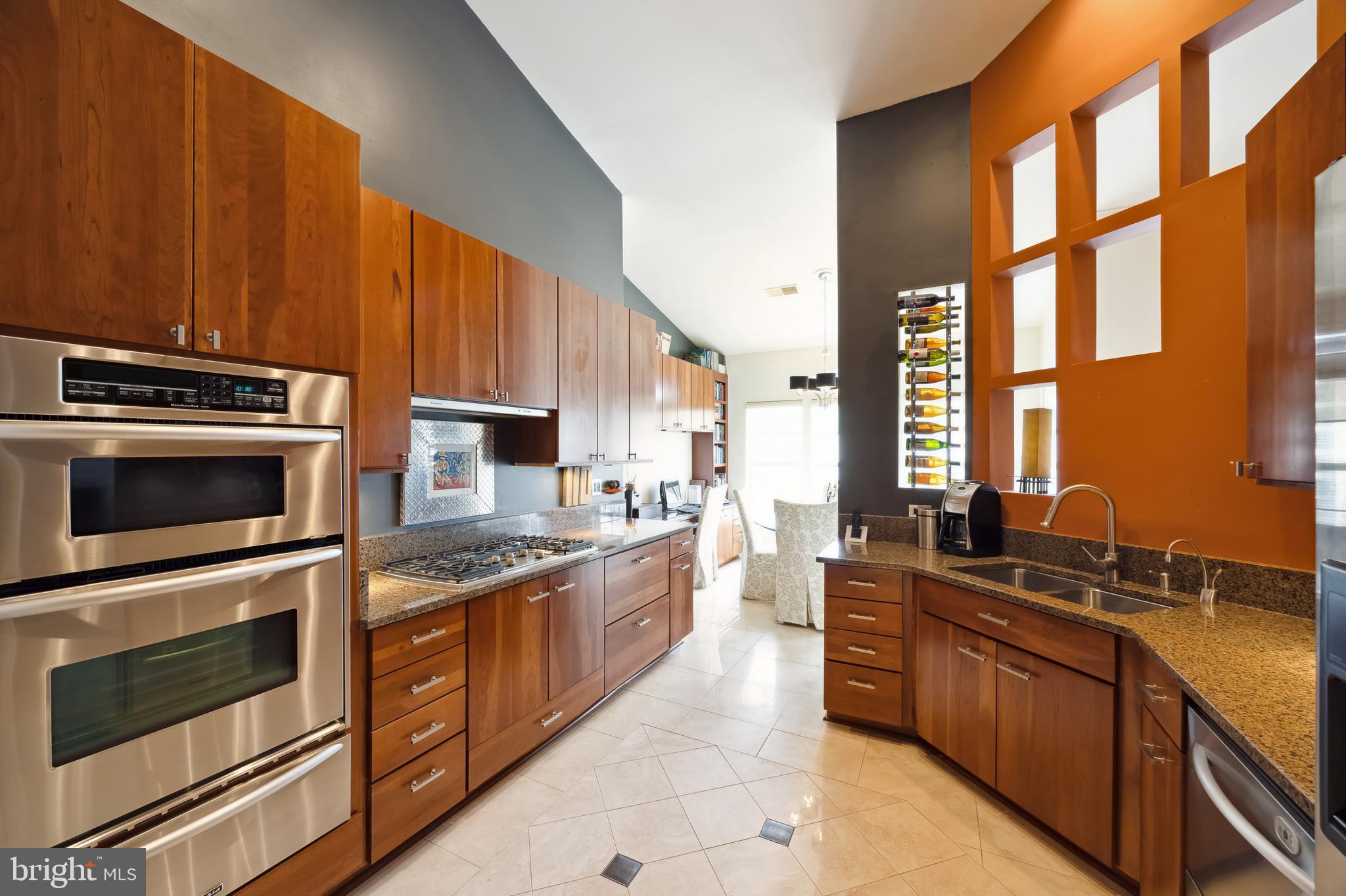 HEARTHSTONE AT VILLAGE CREST CONDOMINIUMS - Residential