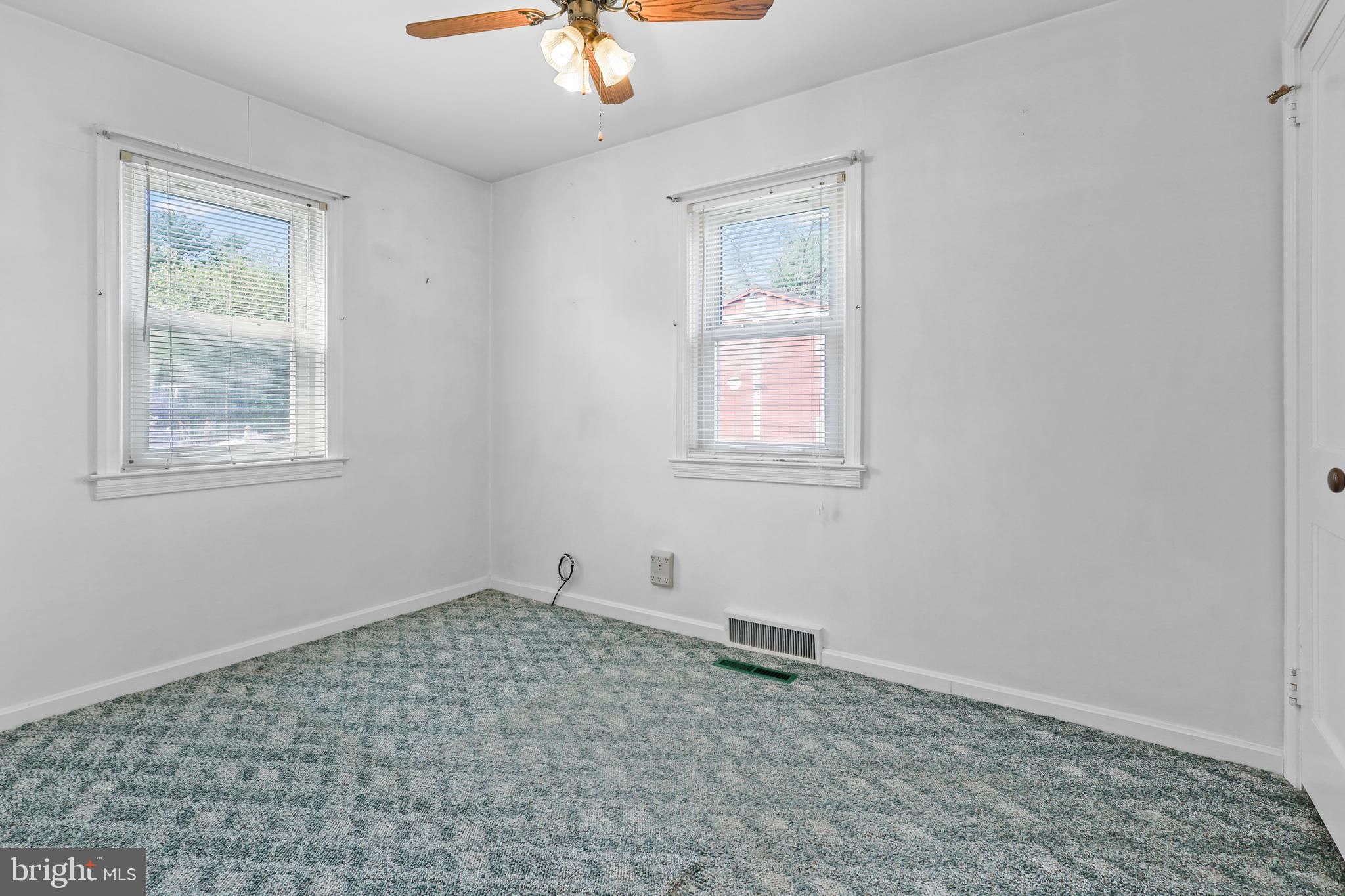 DOWNING ESTATES - Residential