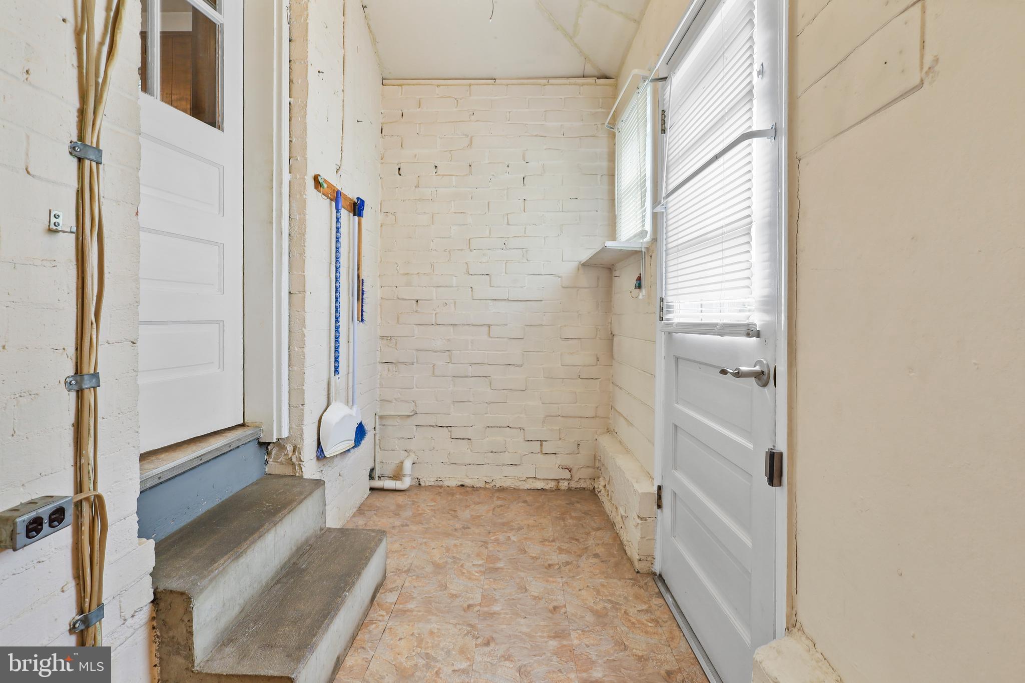 DOWNING ESTATES - Residential